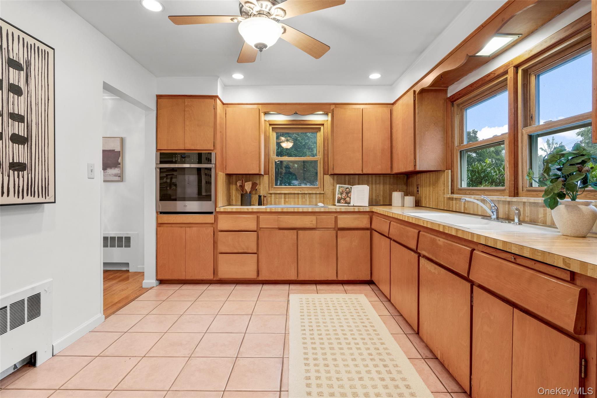 47 Waterbury Parkway Property Photo 13
