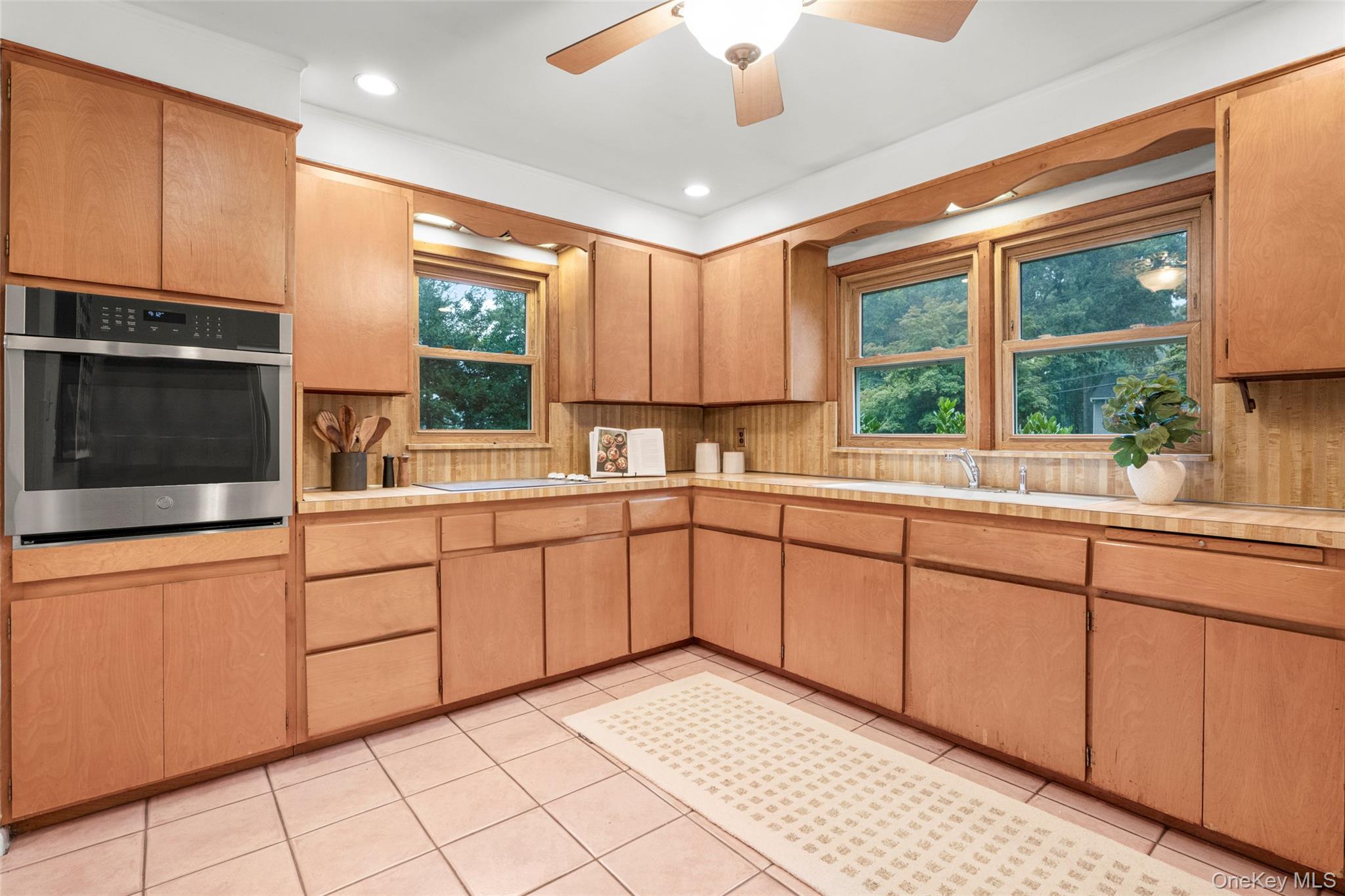 47 Waterbury Parkway Property Photo 14