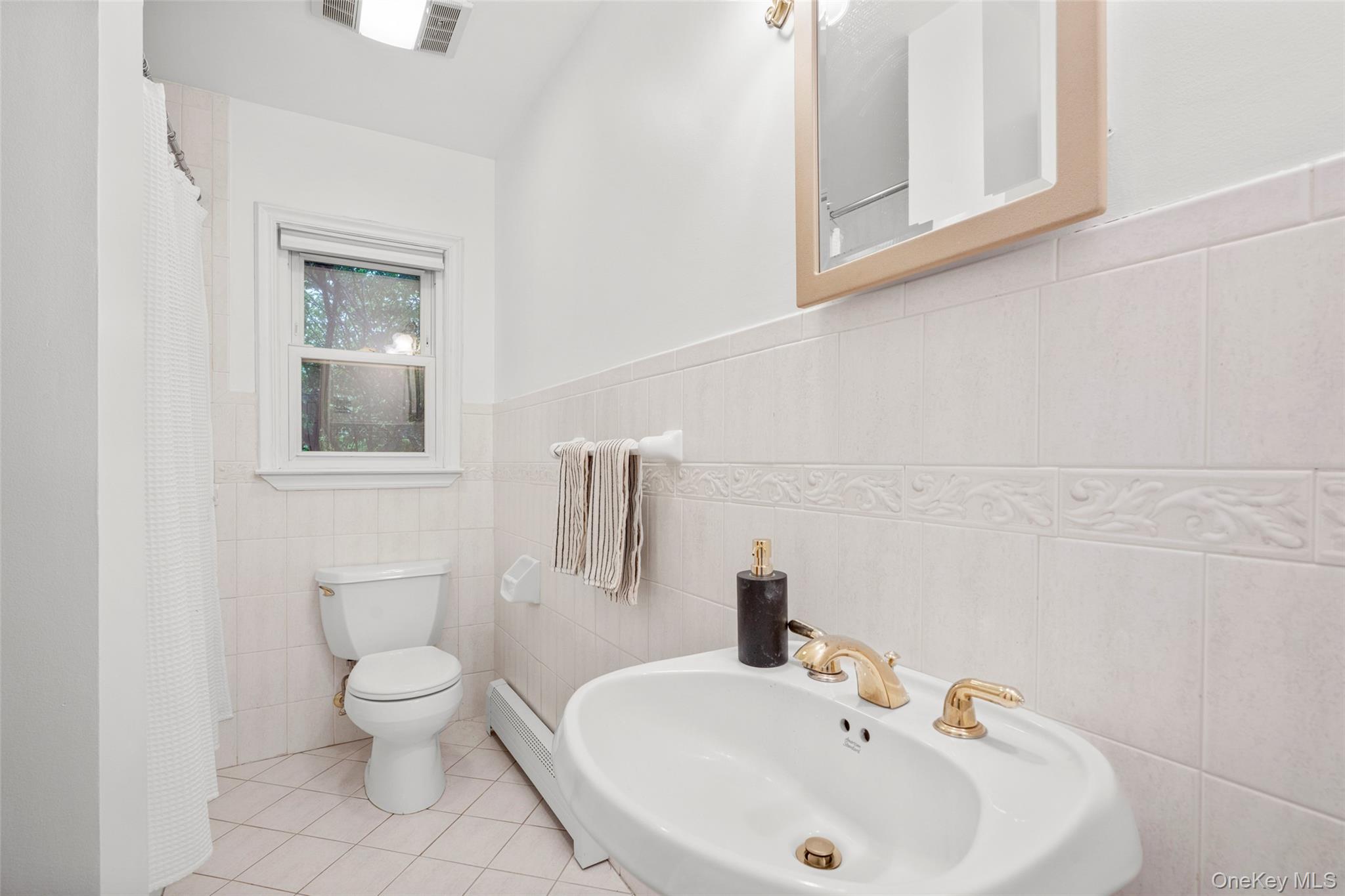 47 Waterbury Parkway Property Photo 24