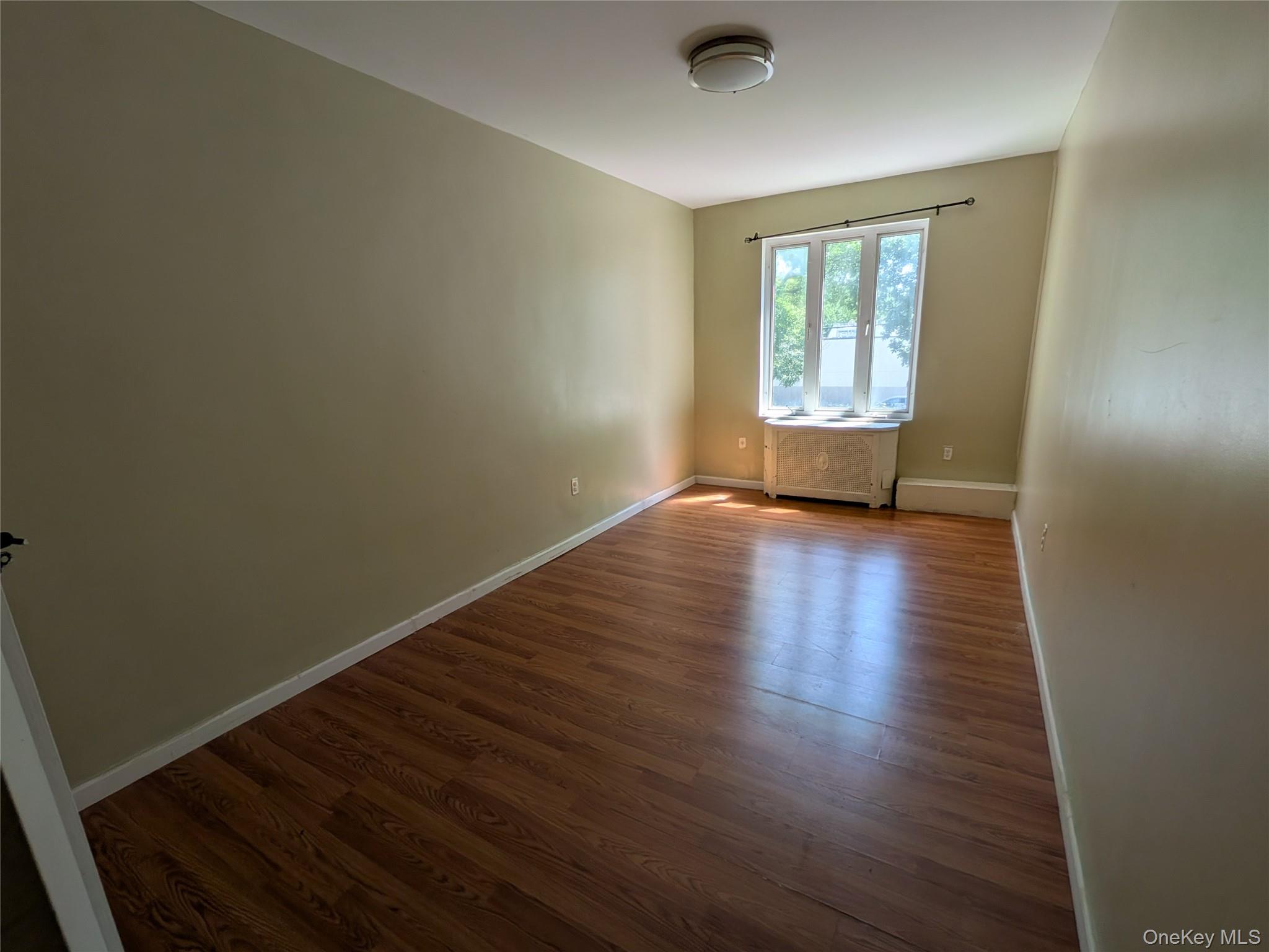 206-07 Hillside Avenue 2fl Property Photo 8