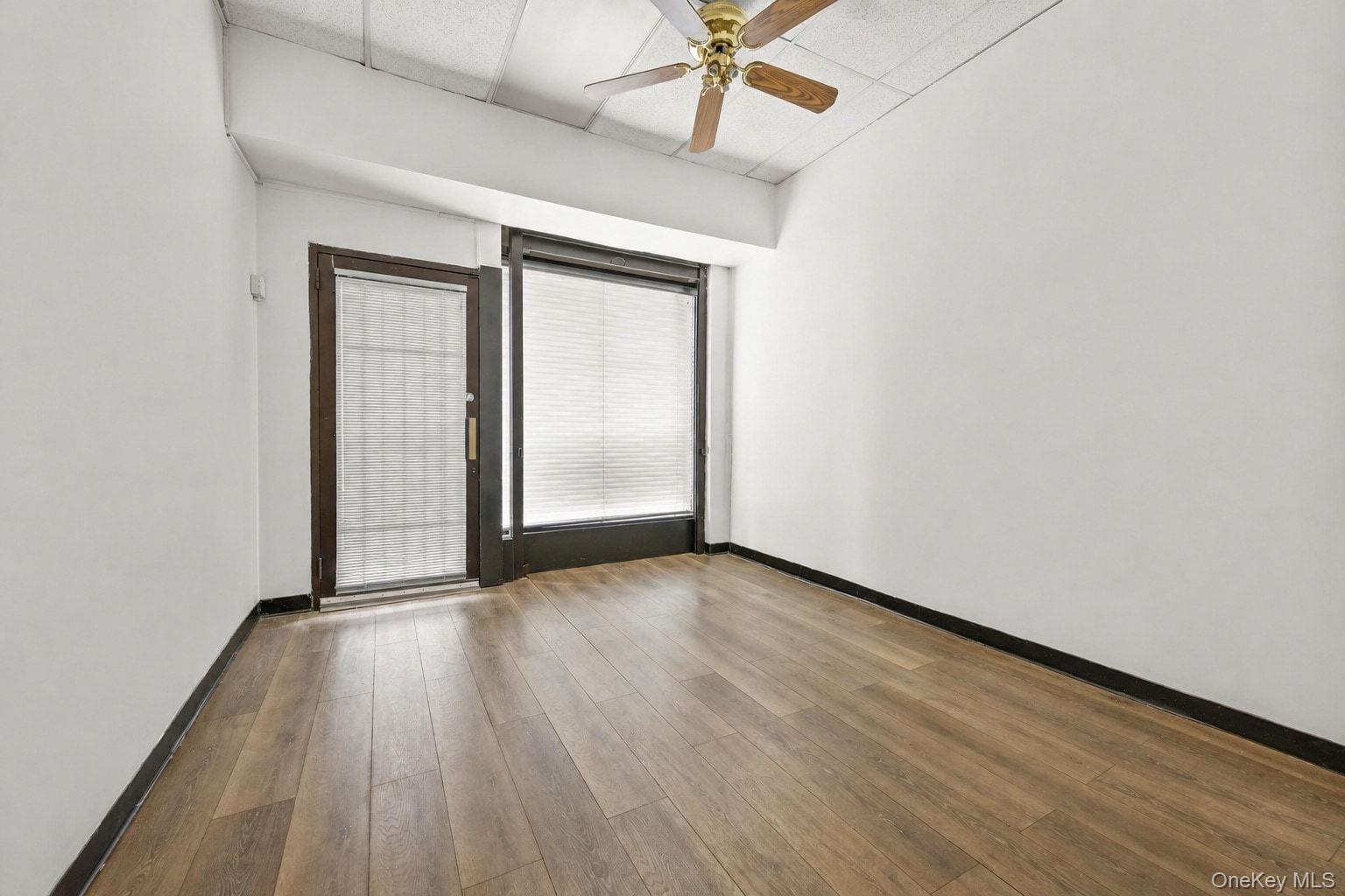 3-5 Northern Blvd Property Photo 7