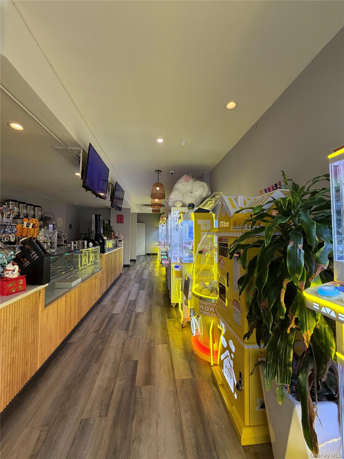 1042368 Property Photo 1