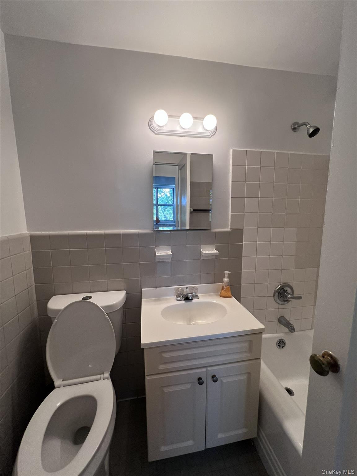280 Collins Avenue 2b Property Photo 20