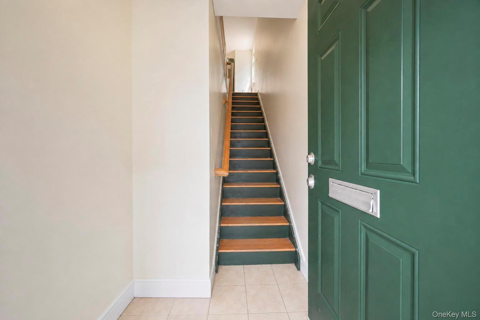 425 Barbey Street Property Photo 6