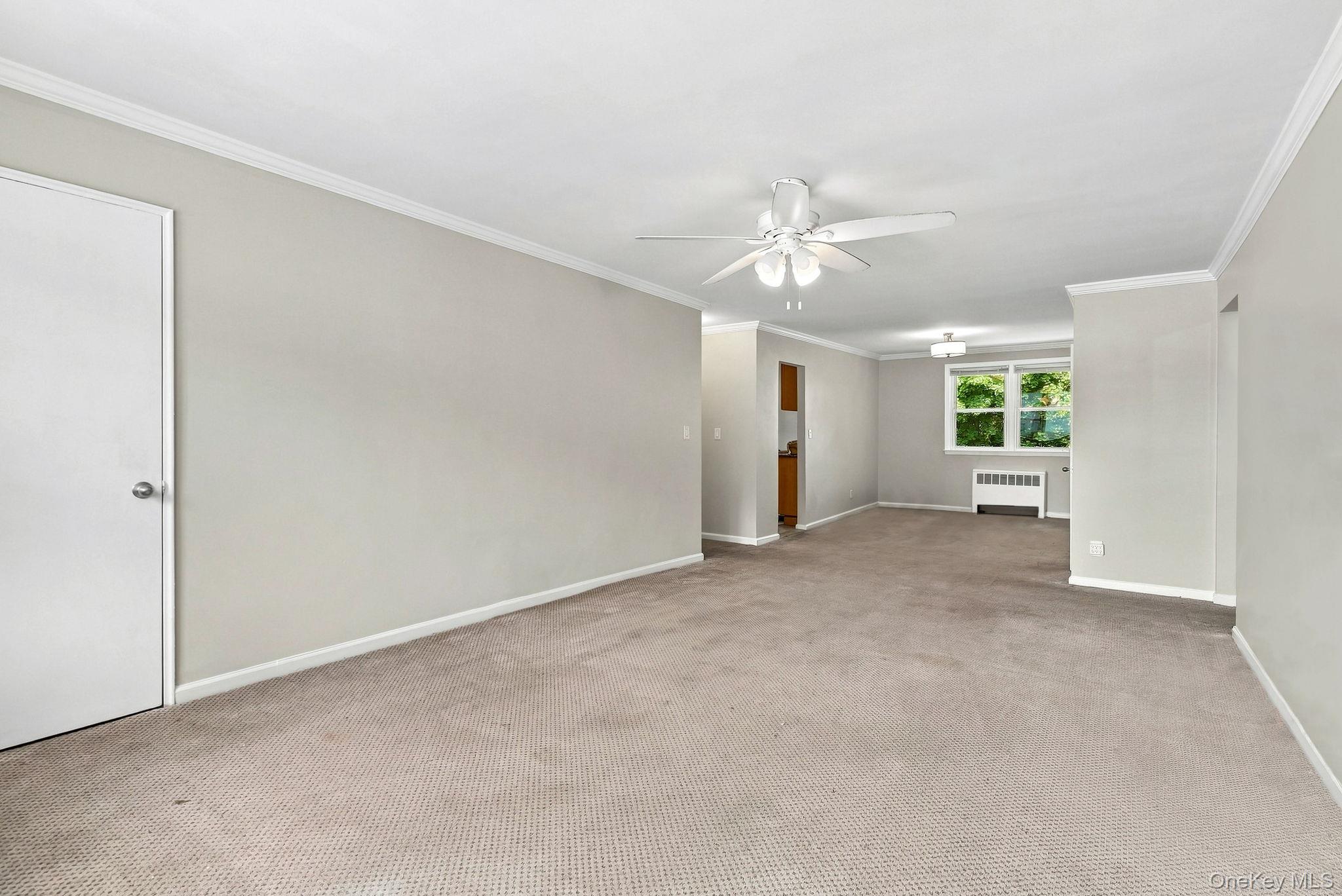 19 Avon Circle D Property Photo 4