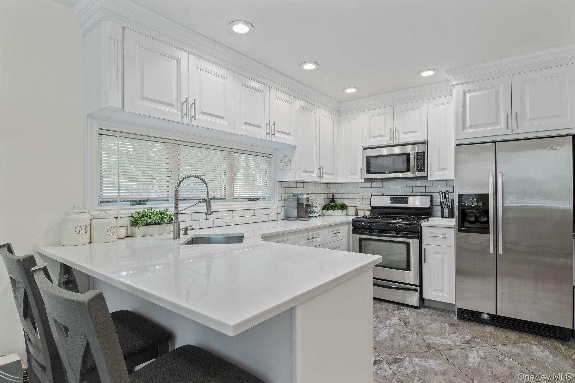 115 N John Street Property Photo 15