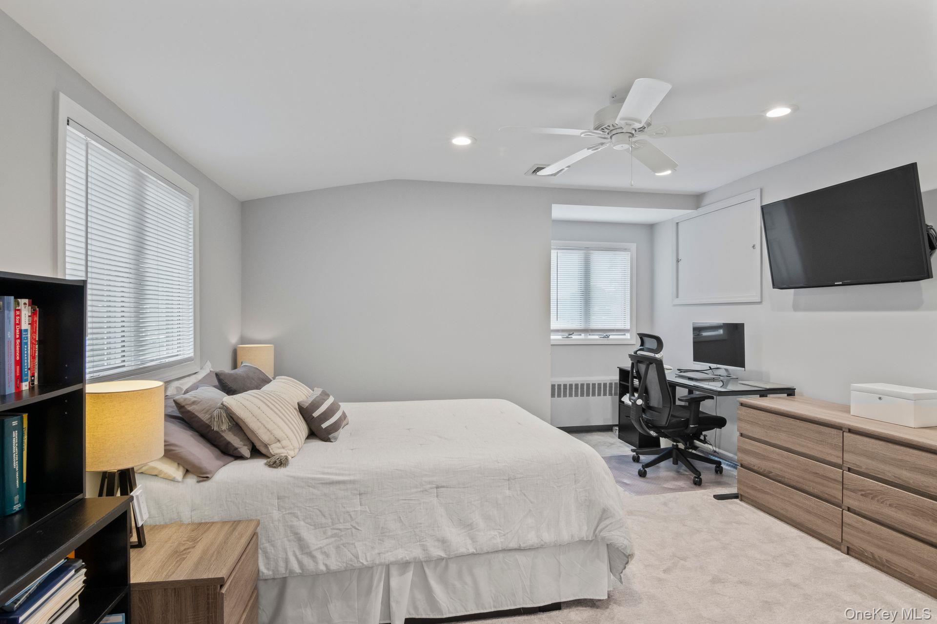 115 N John Street Property Photo 18