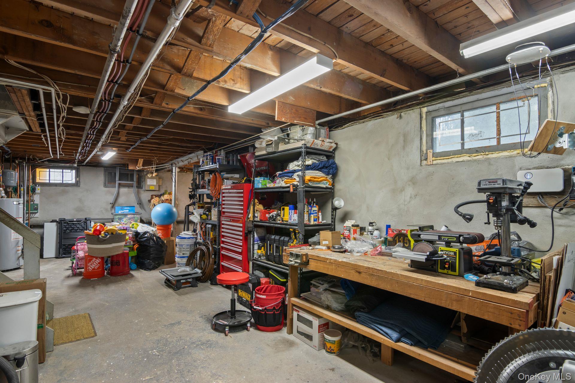 115 N John Street Property Photo 28