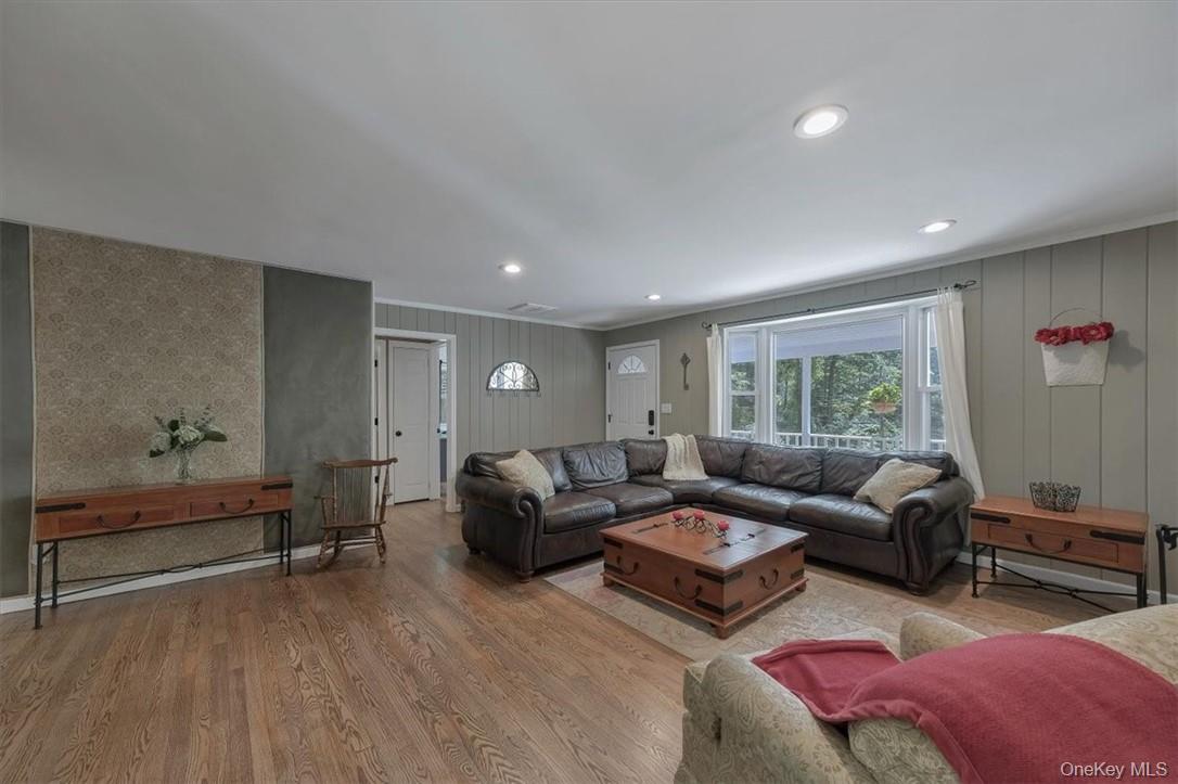 13 Split Rock Road Property Photo 7