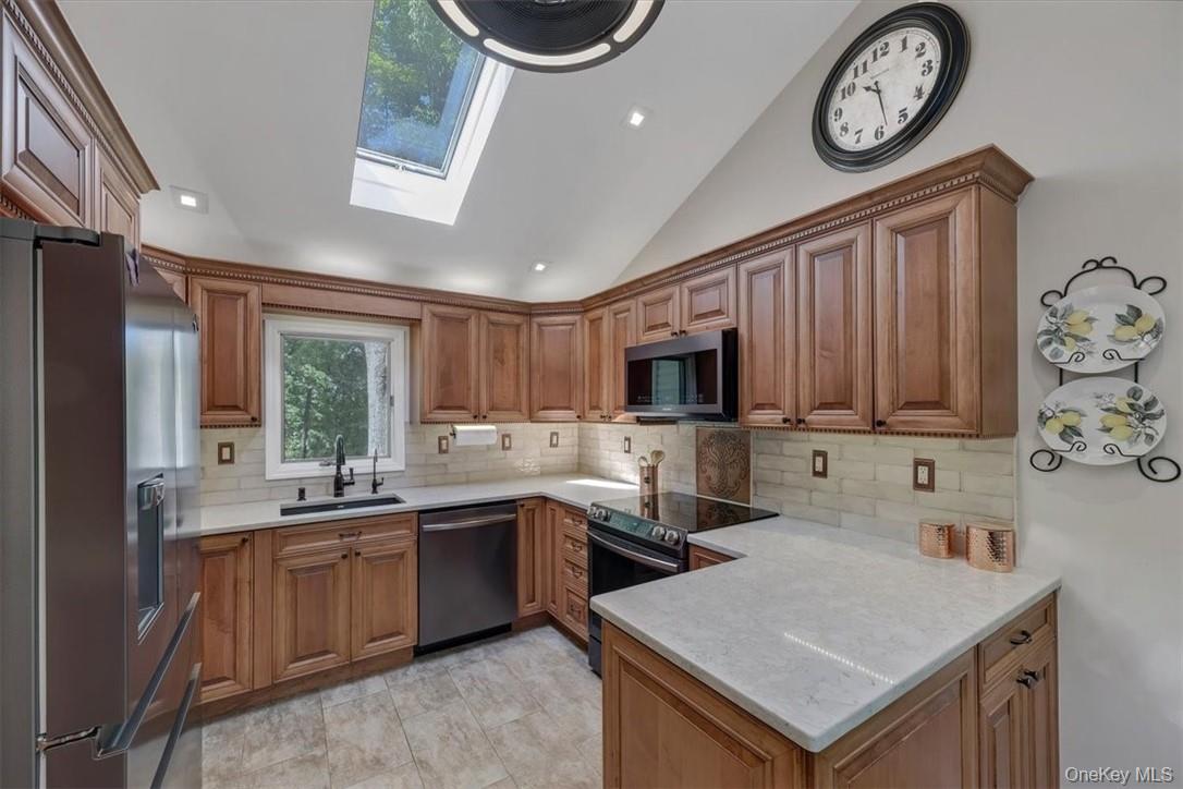 13 Split Rock Road Property Photo 19