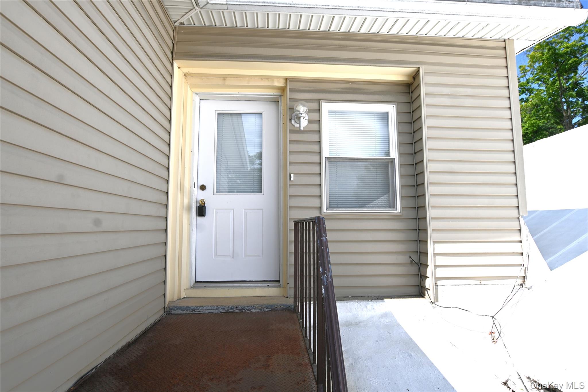 1298 Route 9w B Property Photo 3
