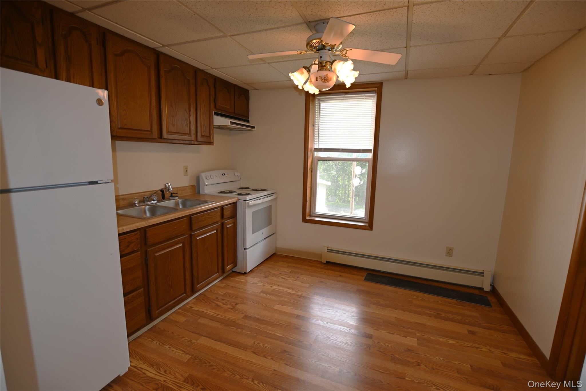 1298 Route 9w B Property Photo 7
