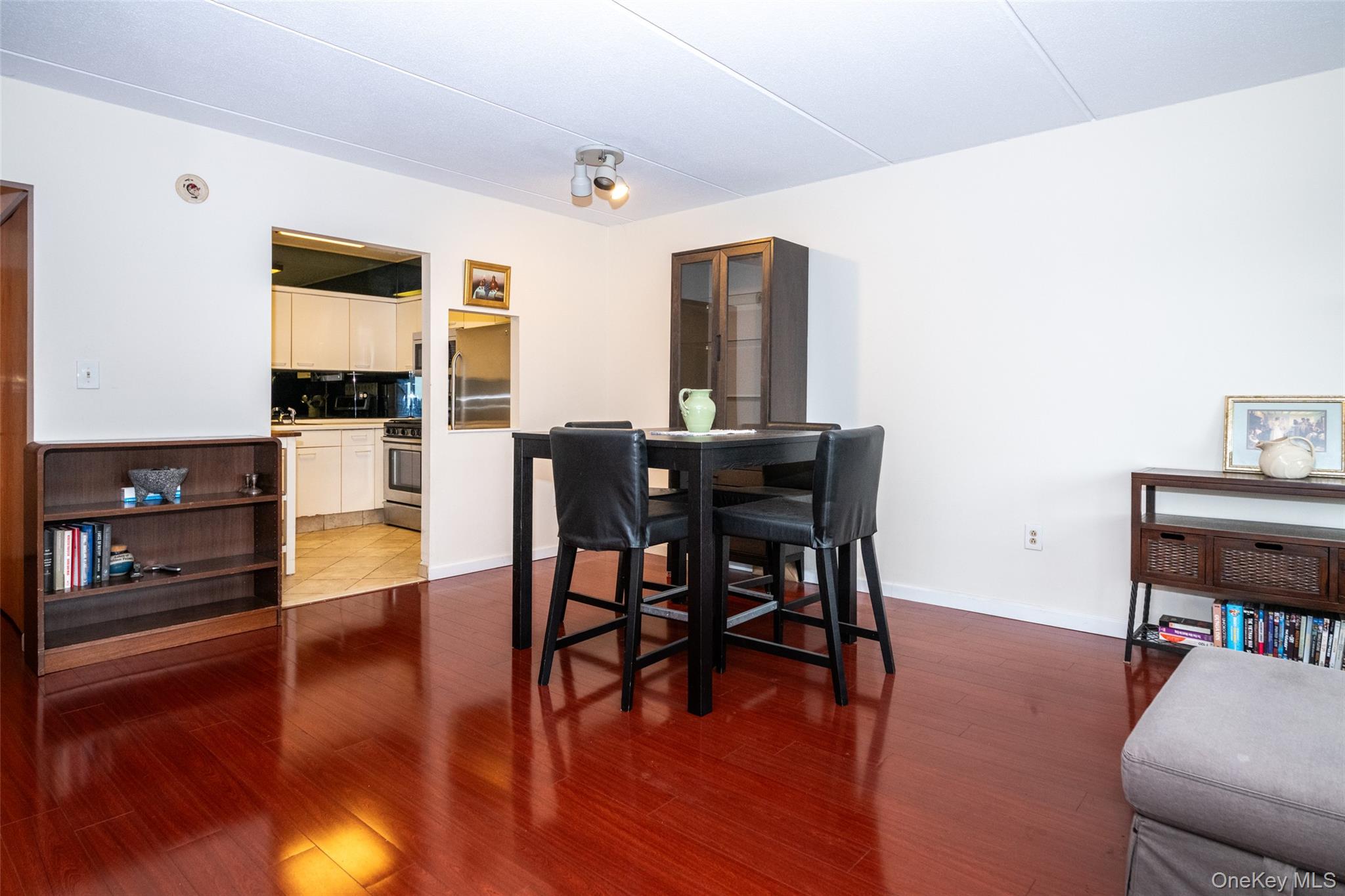 701 Pelham Road 5l Property Photo 6