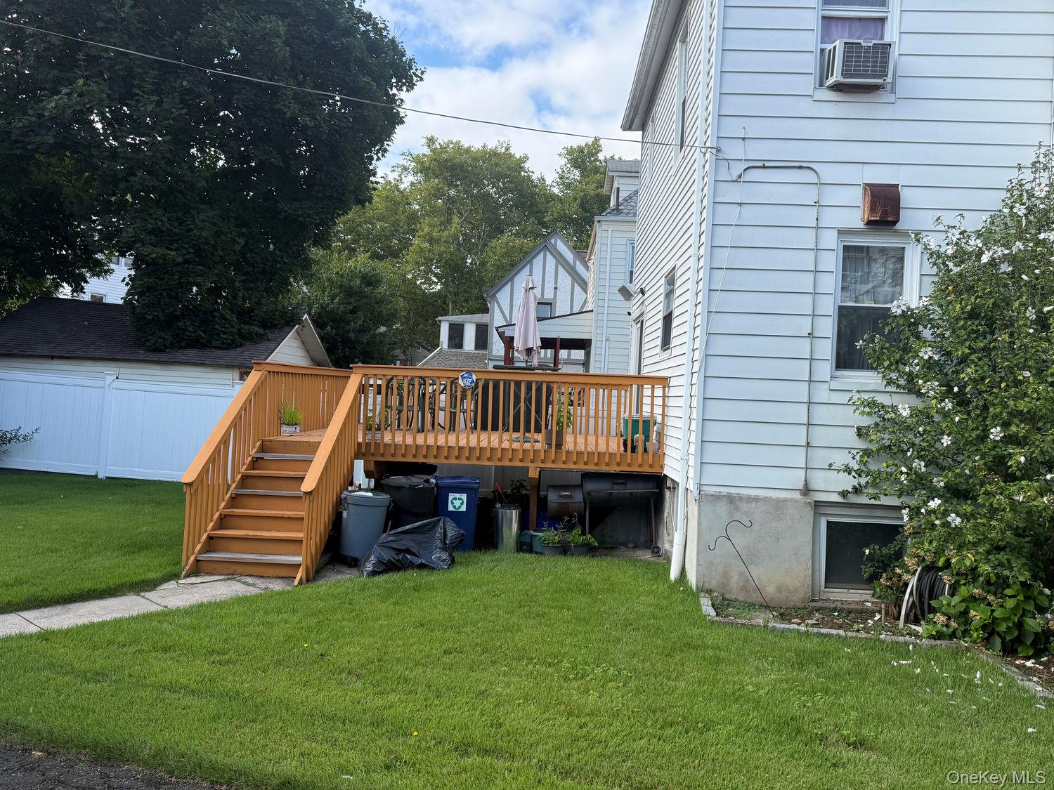 332 Rich Avenue Property Photo 11