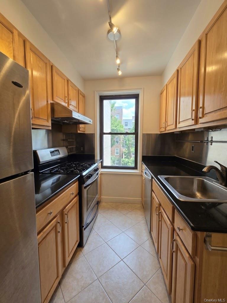 6448 Booth Street 4d Property Photo 1
