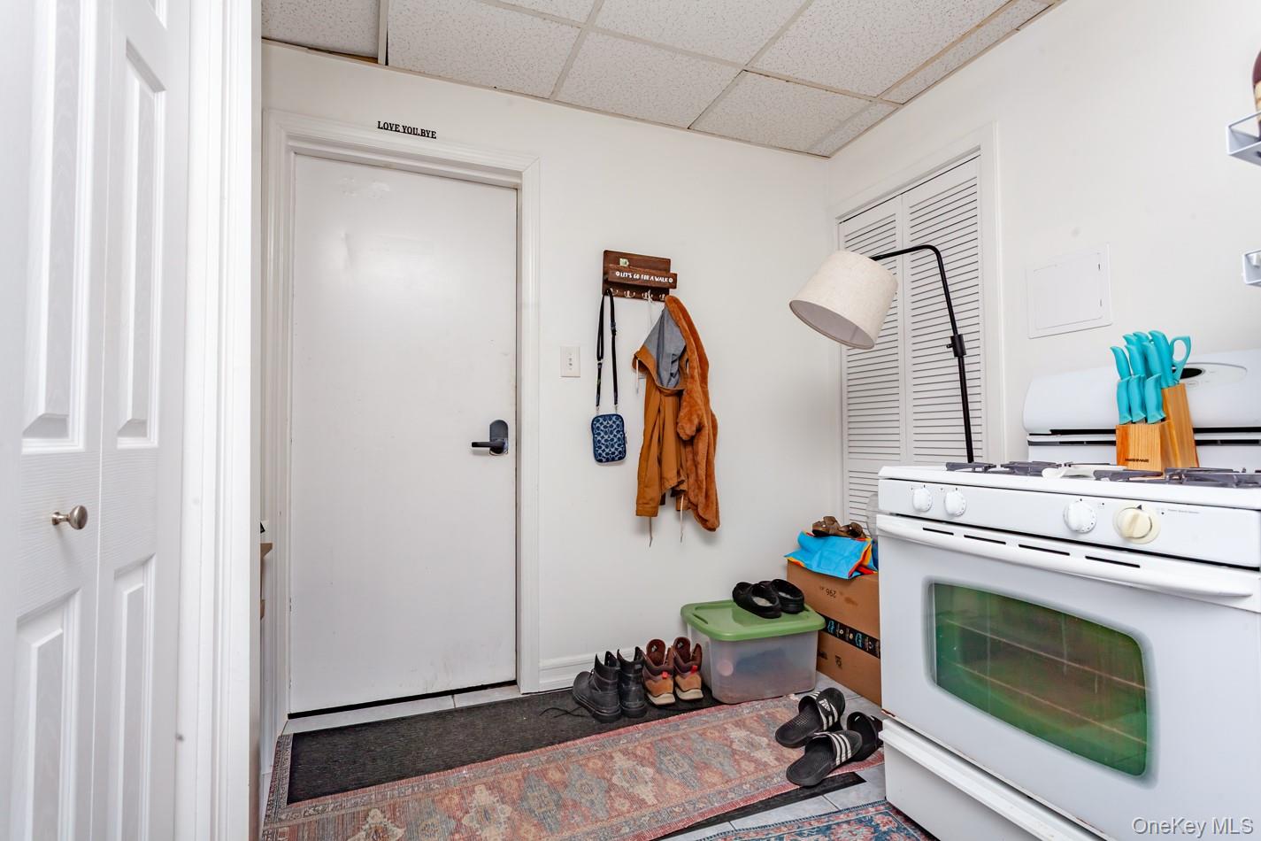 2151 Albany Post Road Property Photo 25