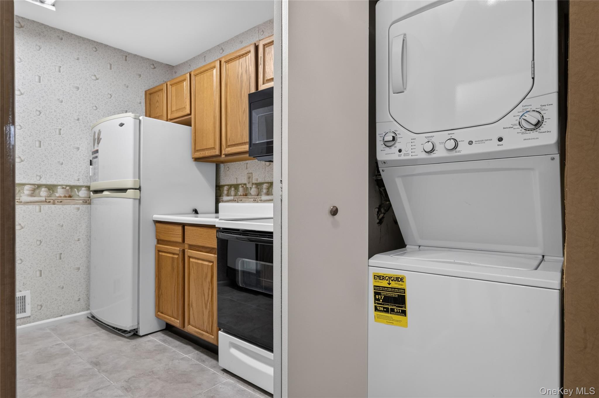 54 School Street 104 Property Photo 6