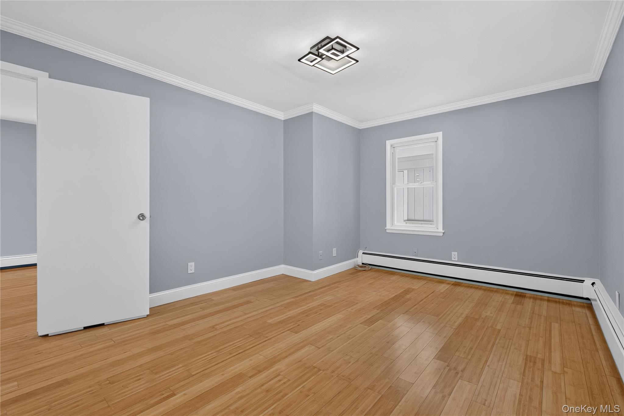 34 Winona Avenue 1st Floor Property Photo 15