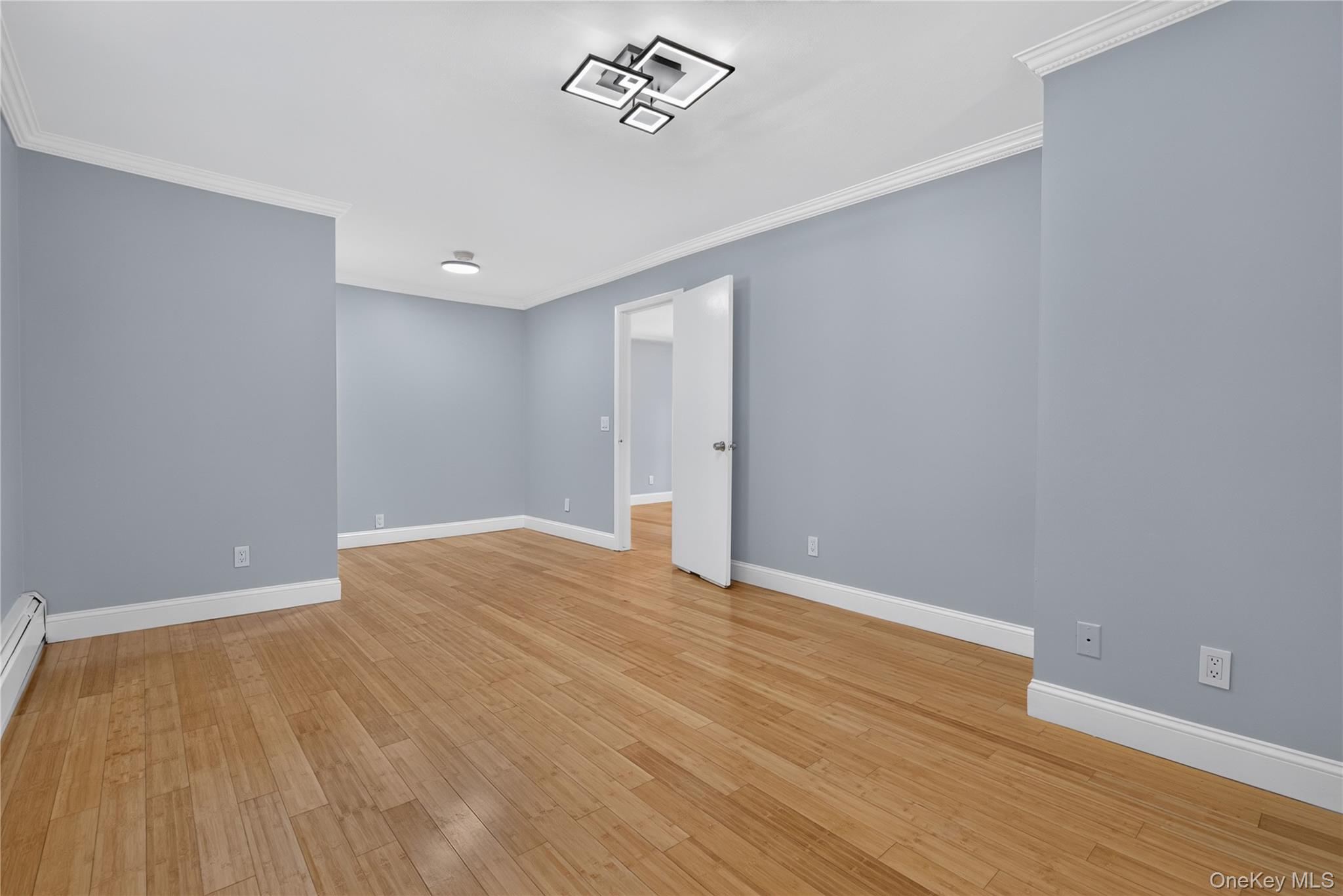 34 Winona Avenue 1st Floor Property Photo 17