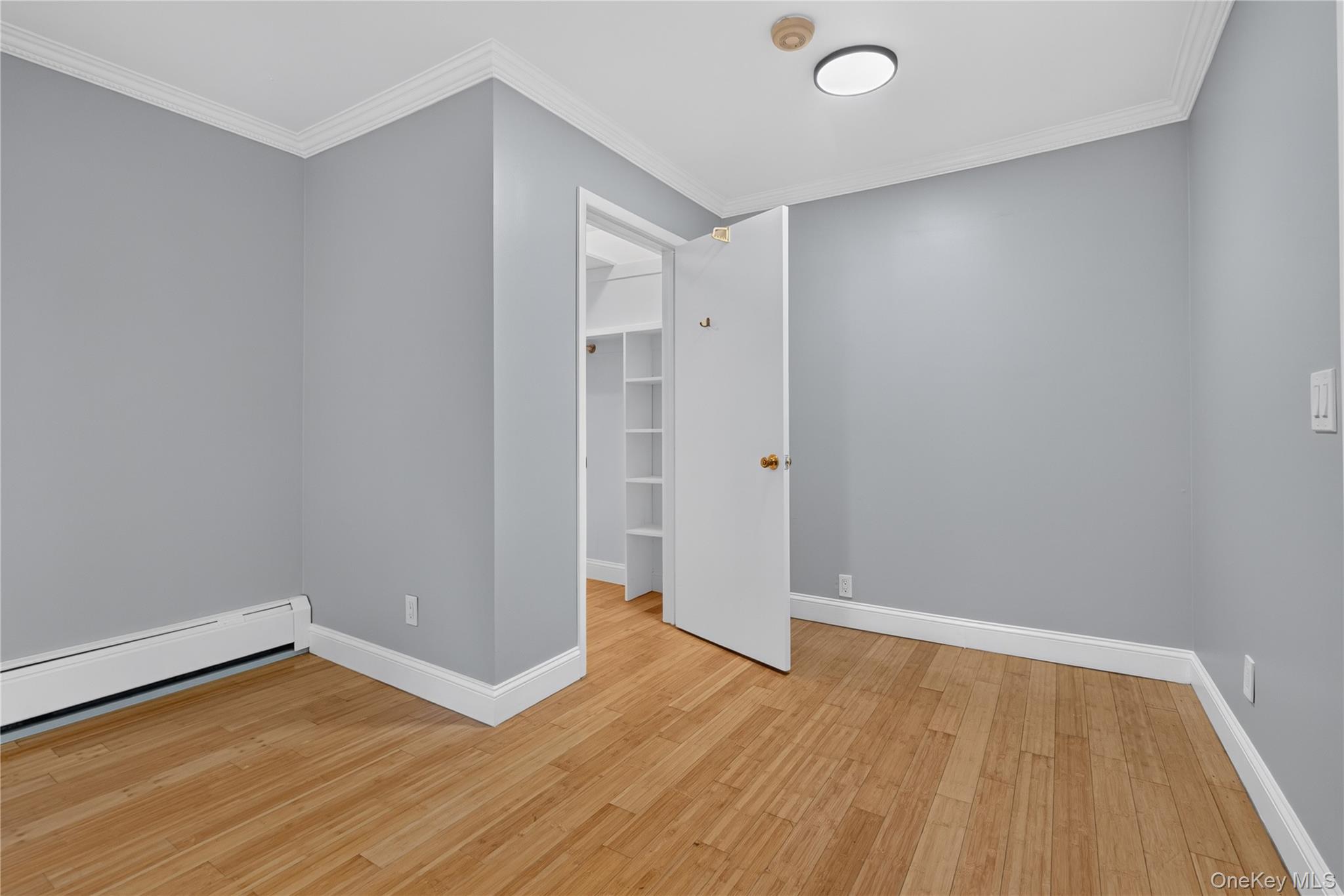 34 Winona Avenue 1st Floor Property Photo 18