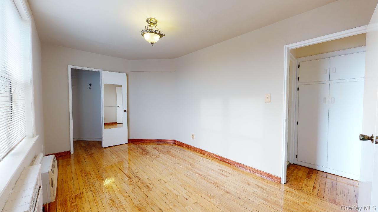 66-15 Thornton Place 6e Property Photo 12