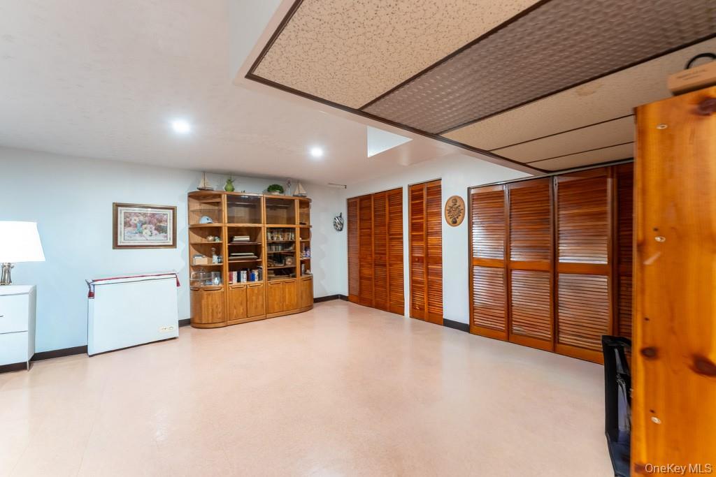 2175 Hughes Avenue Property Photo 32