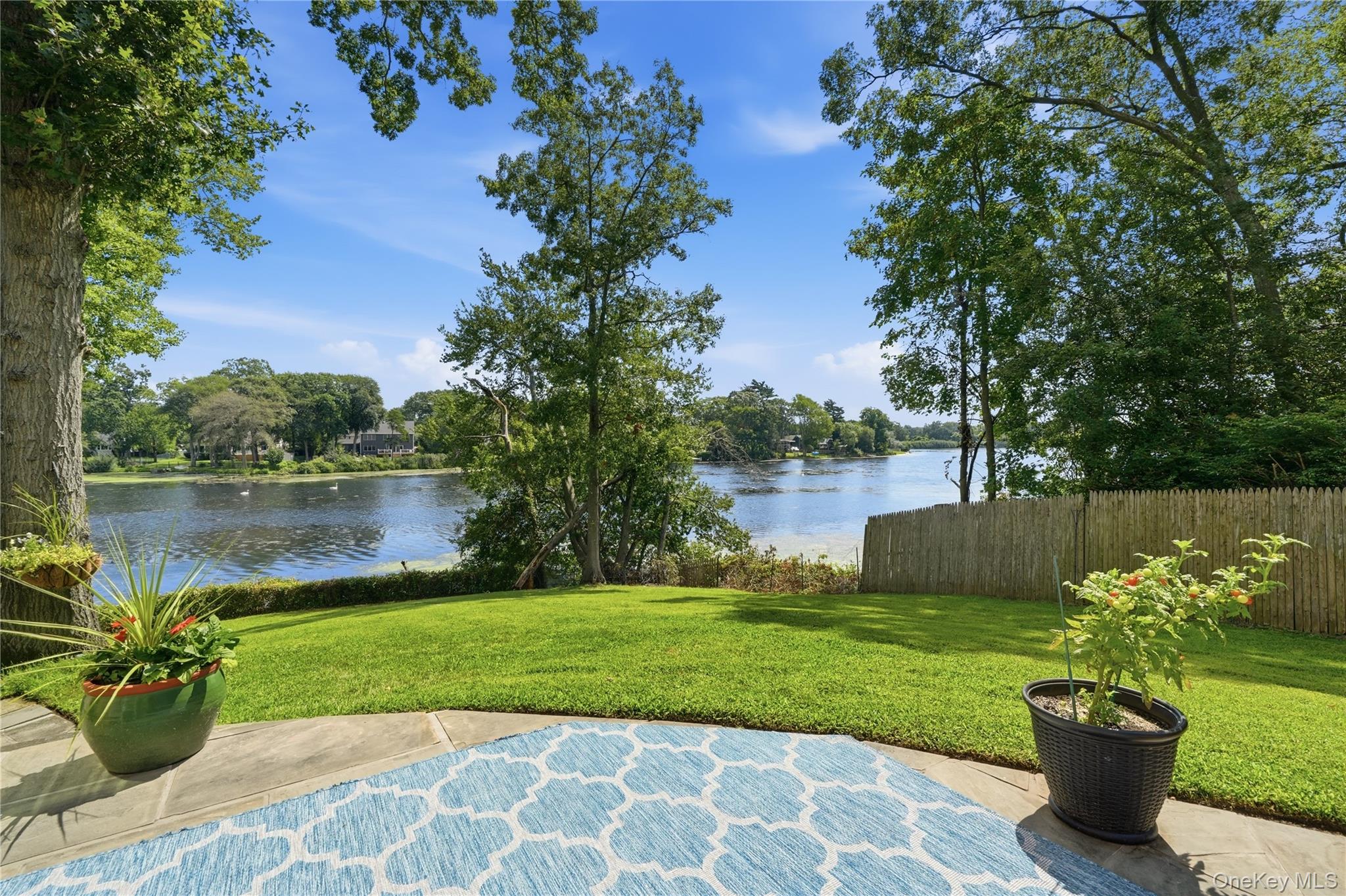 107 Lake Shore Drive Property Photo 3