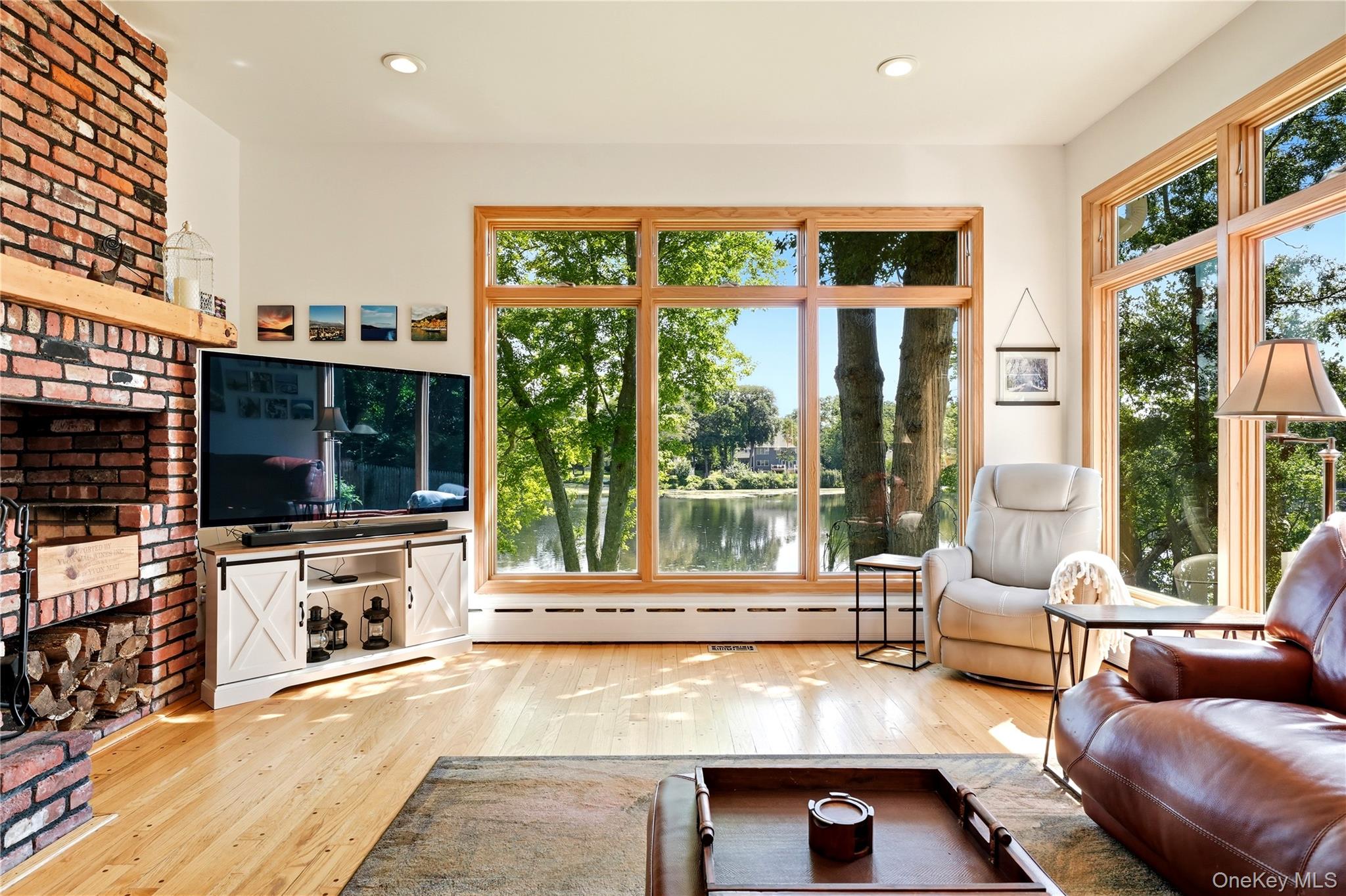 107 Lake Shore Drive Property Photo 13