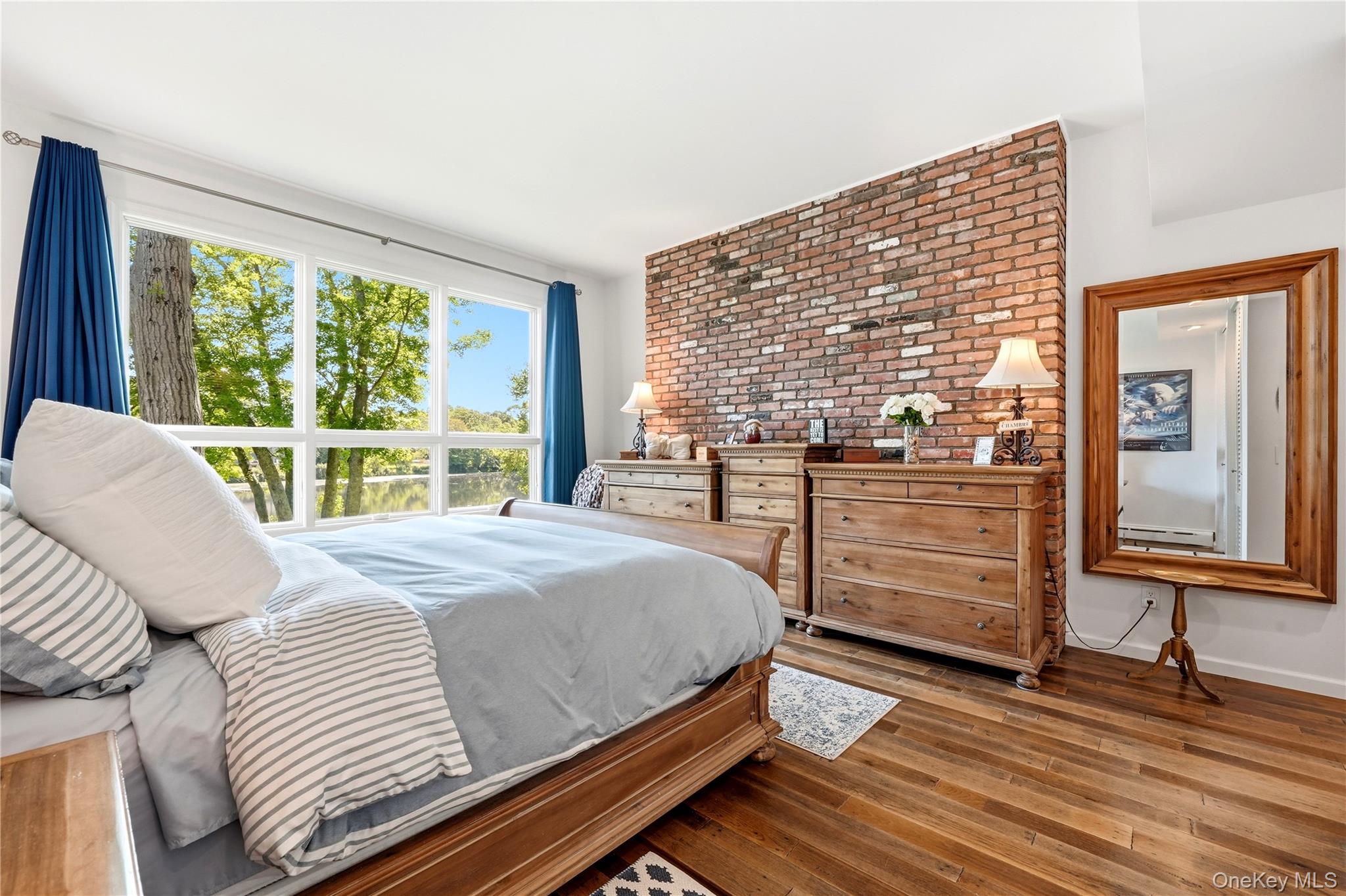 107 Lake Shore Drive Property Photo 19