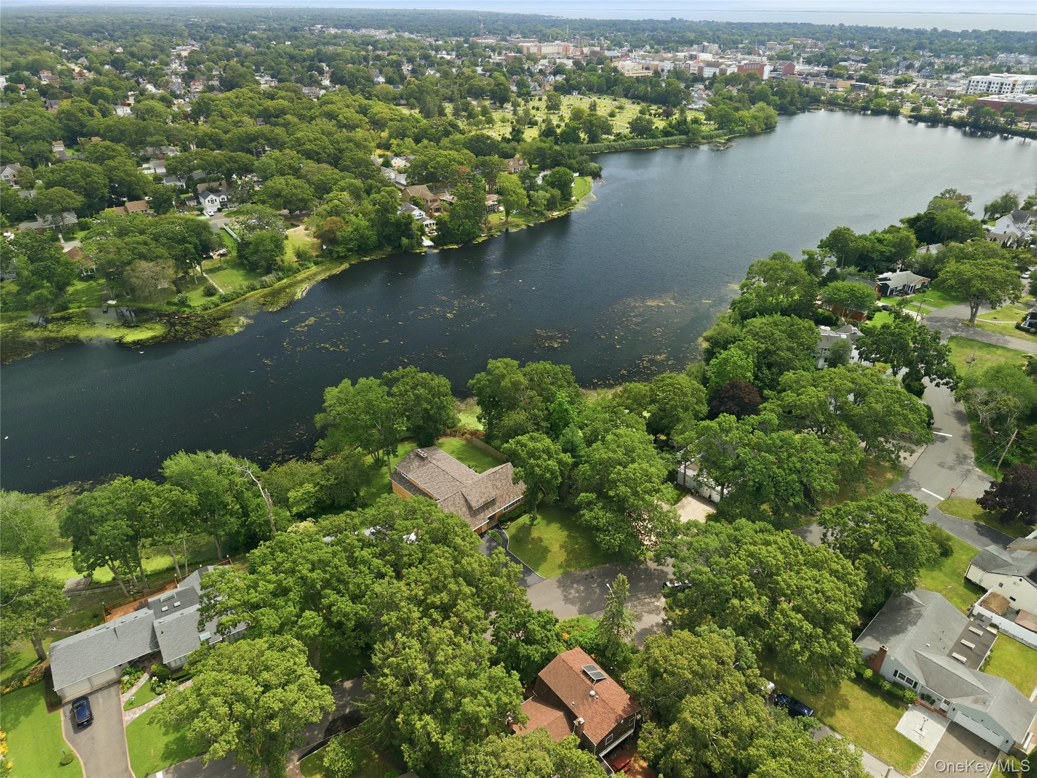 107 Lake Shore Drive Property Photo 41