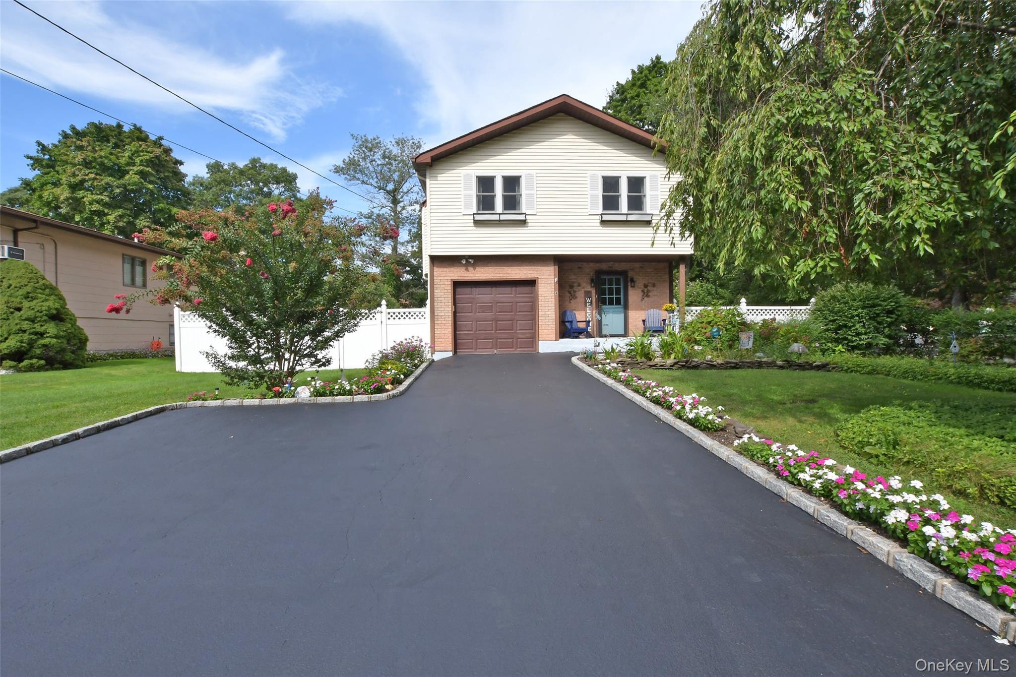 4 Huck Finn Lane Property Photo 2