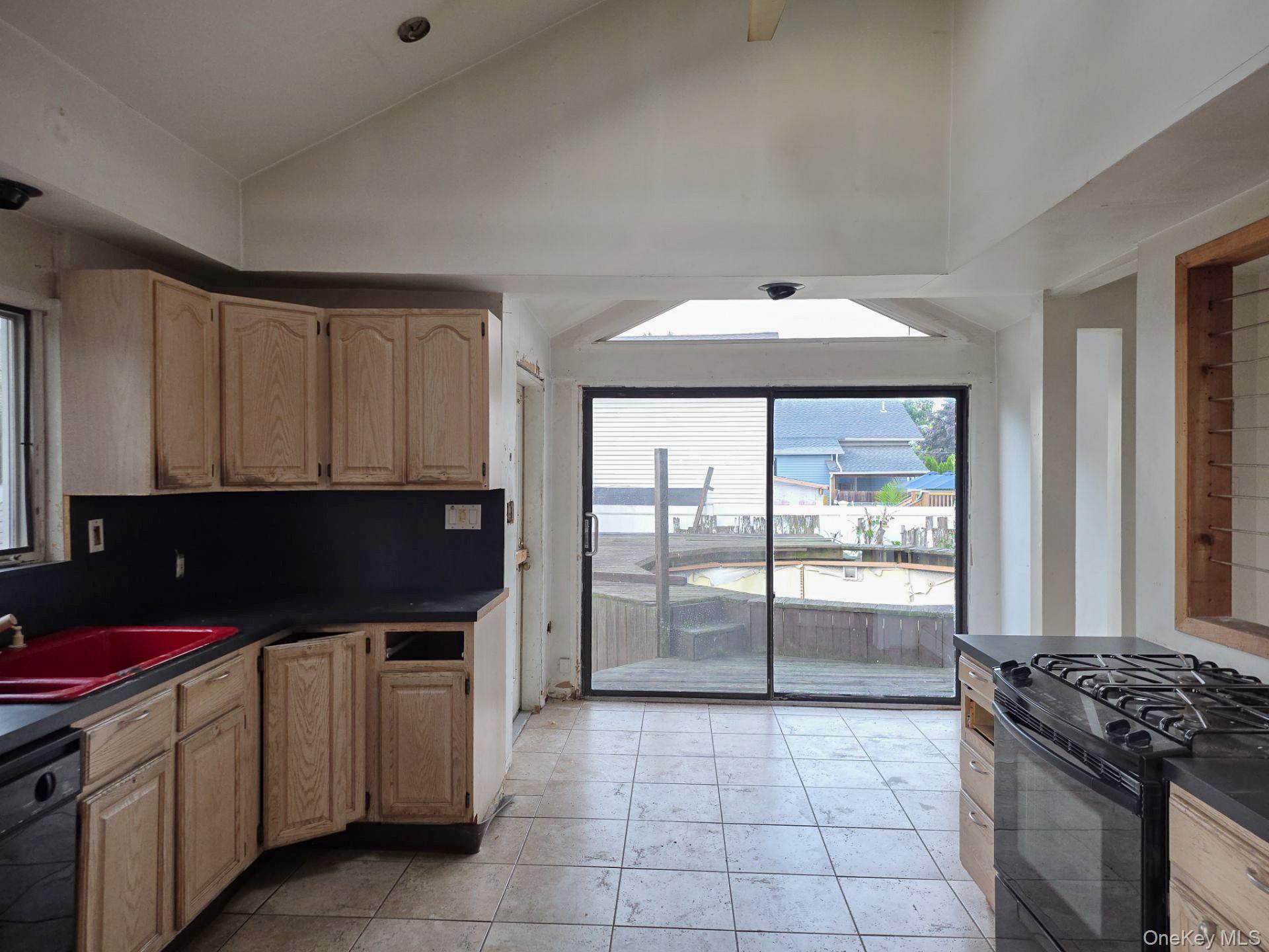 26 Gordon Place Property Photo 10