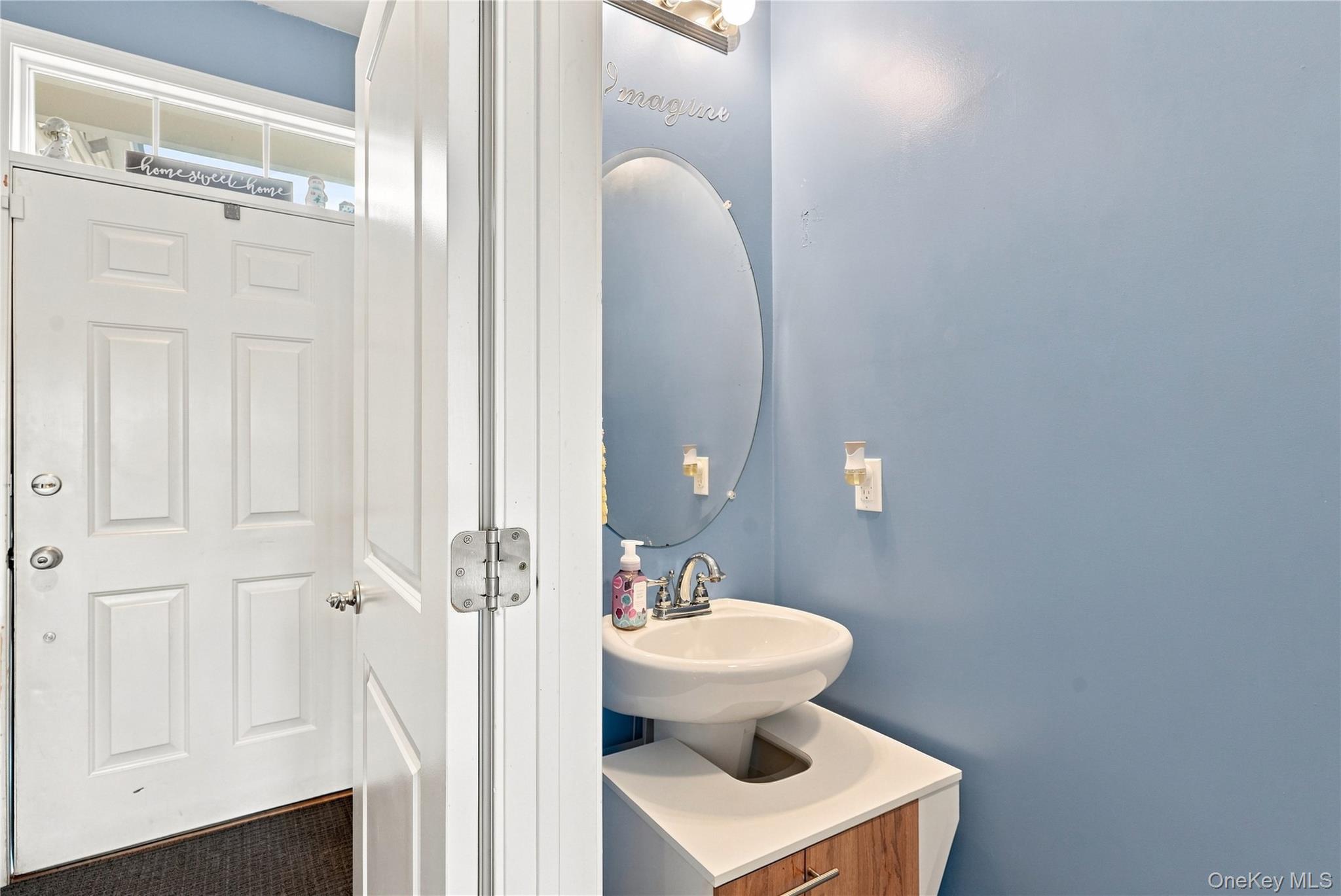 4 Woodrose Court Property Photo 6