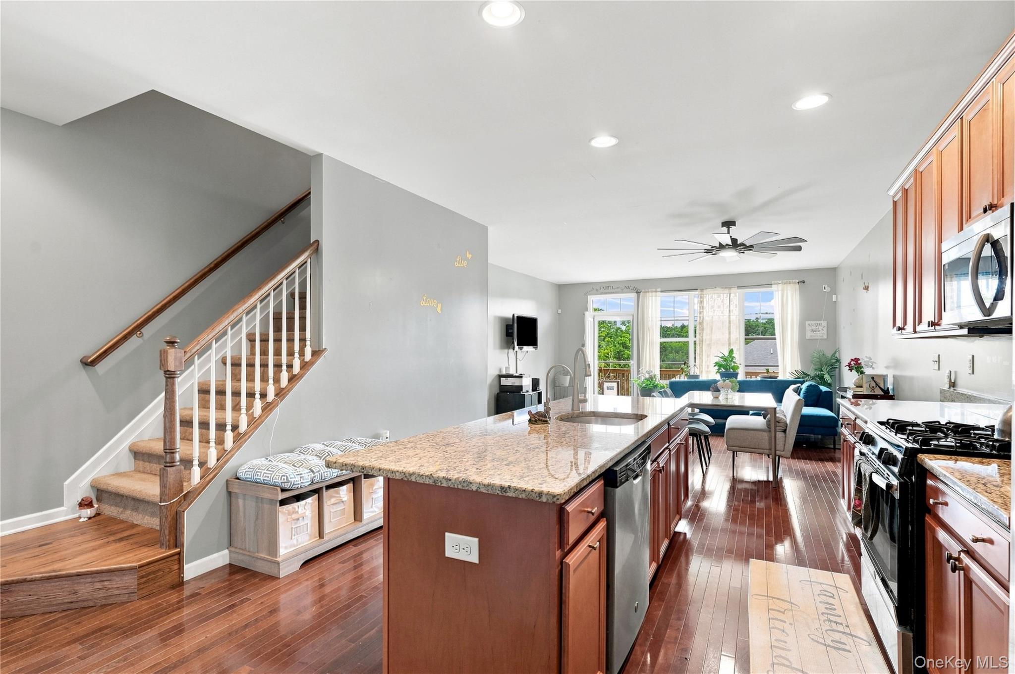 4 Woodrose Court Property Photo 8