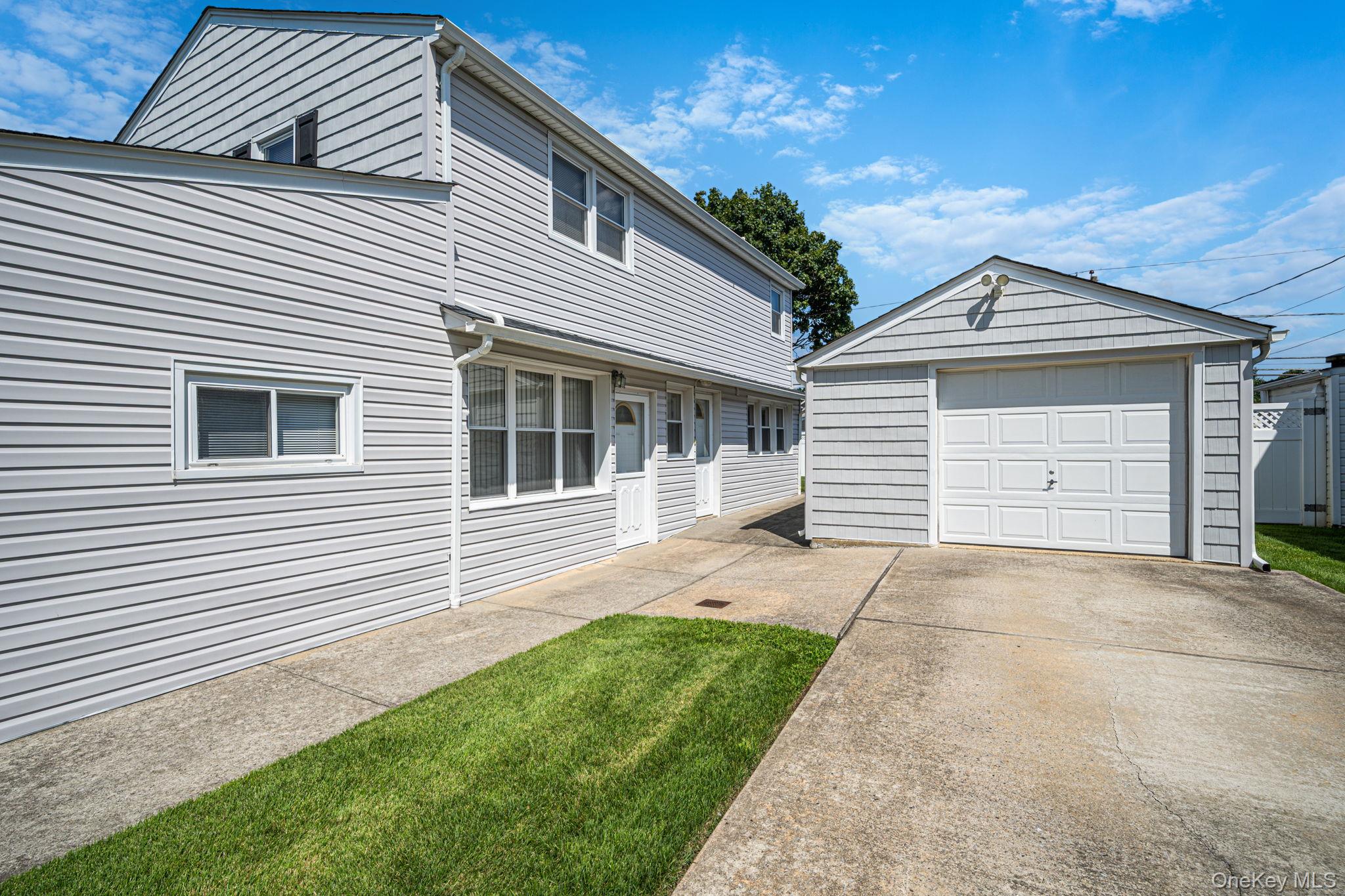 407 Argyle Road Property Photo 4