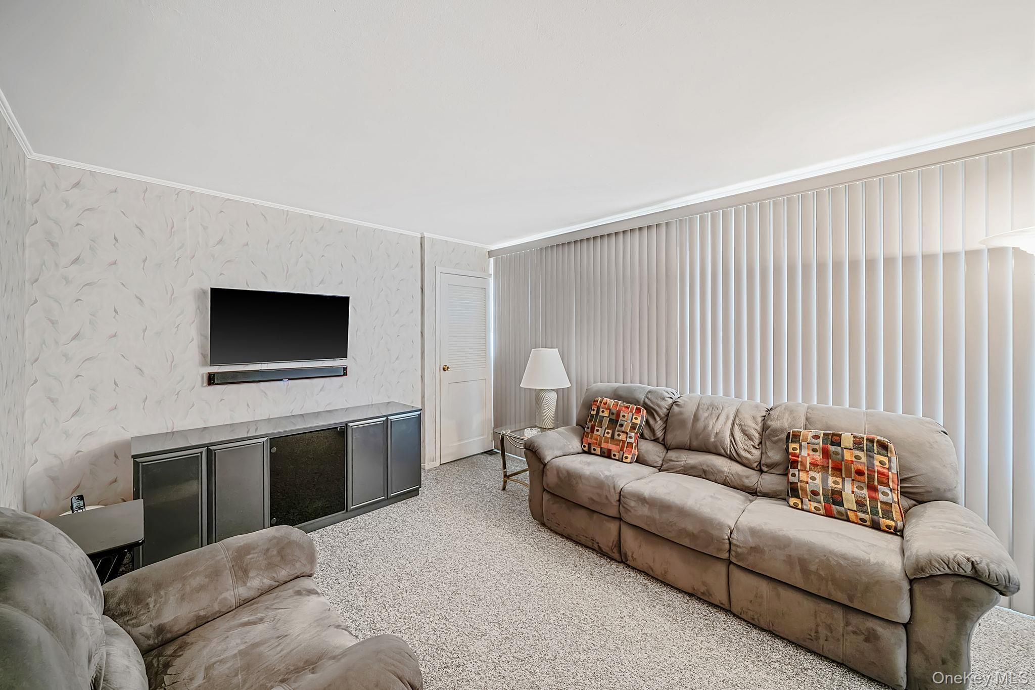 407 Argyle Road Property Photo 11