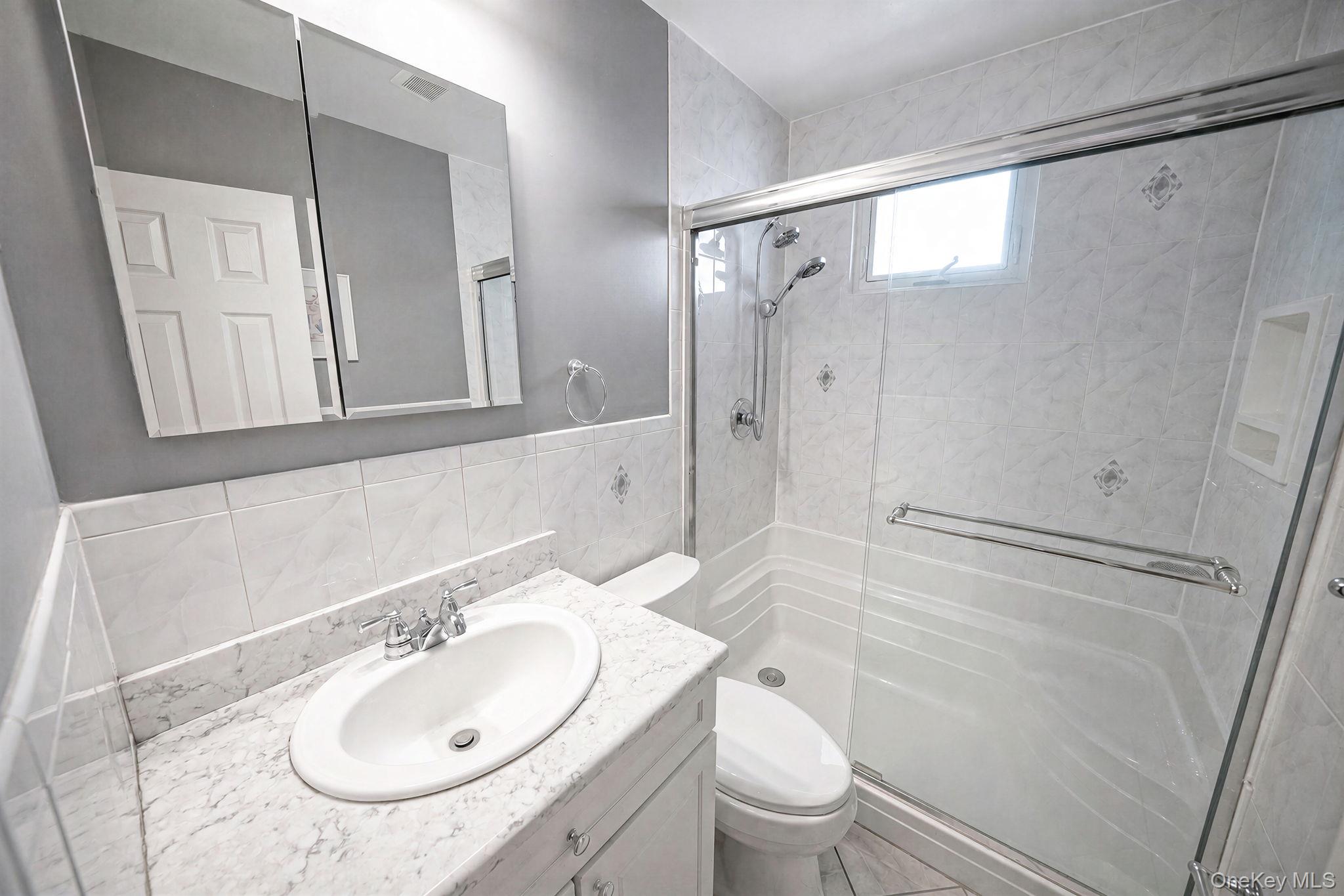 407 Argyle Road Property Photo 19