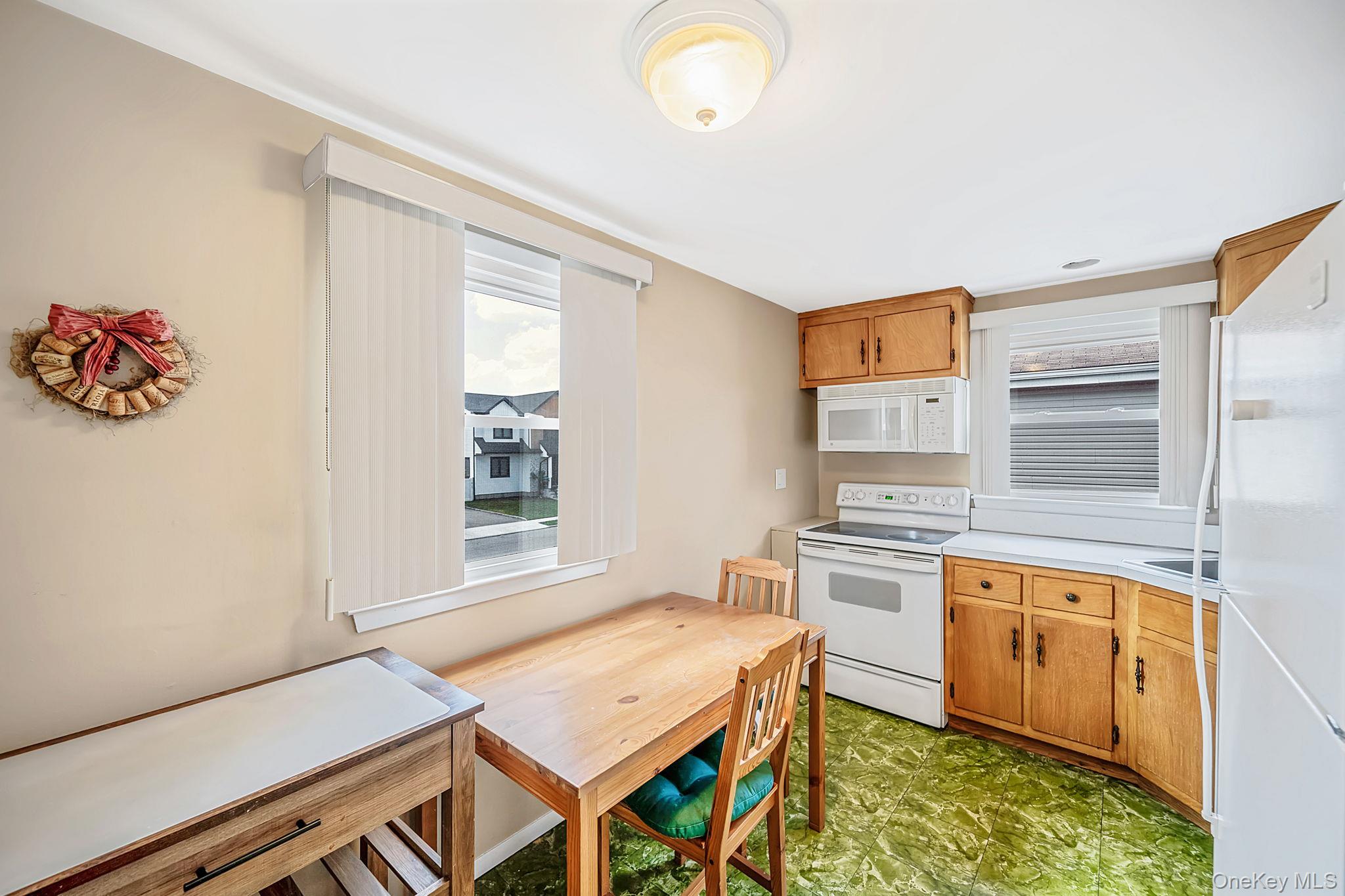 407 Argyle Road Property Photo 24