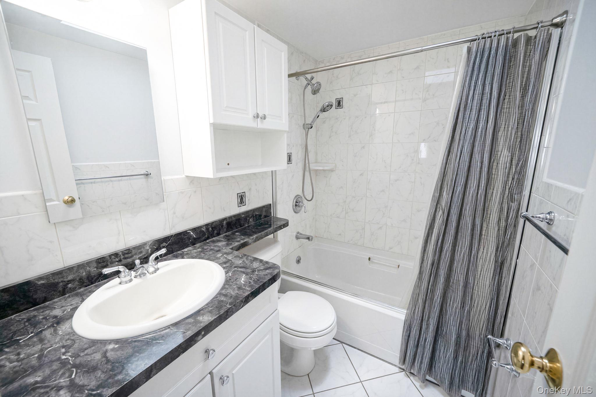 407 Argyle Road Property Photo 28