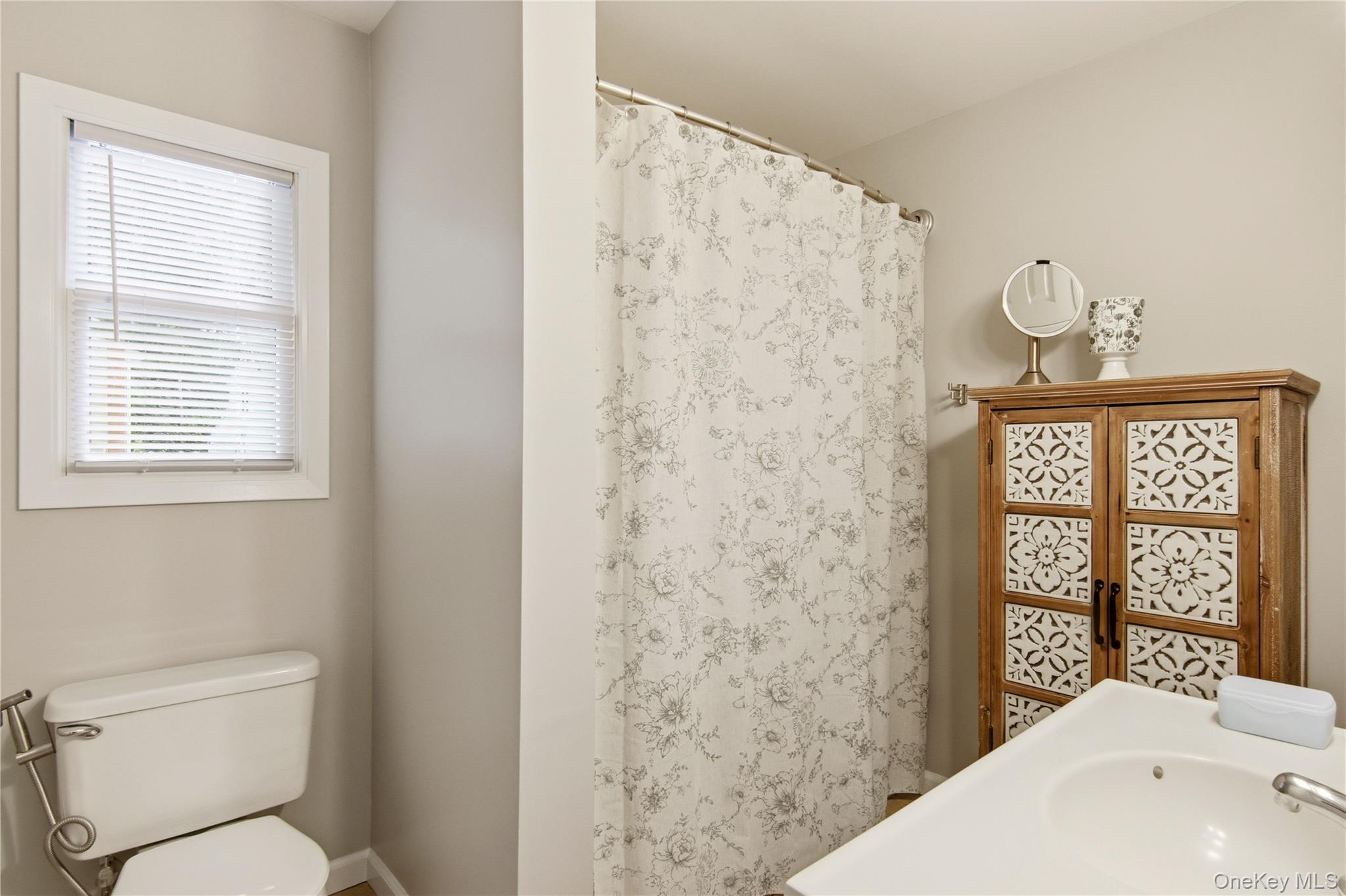 301 Laurel Road Property Photo 17