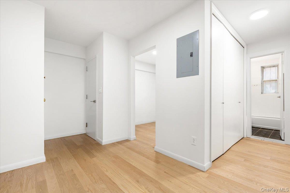 601 Kappock Street 1p Property Photo 6