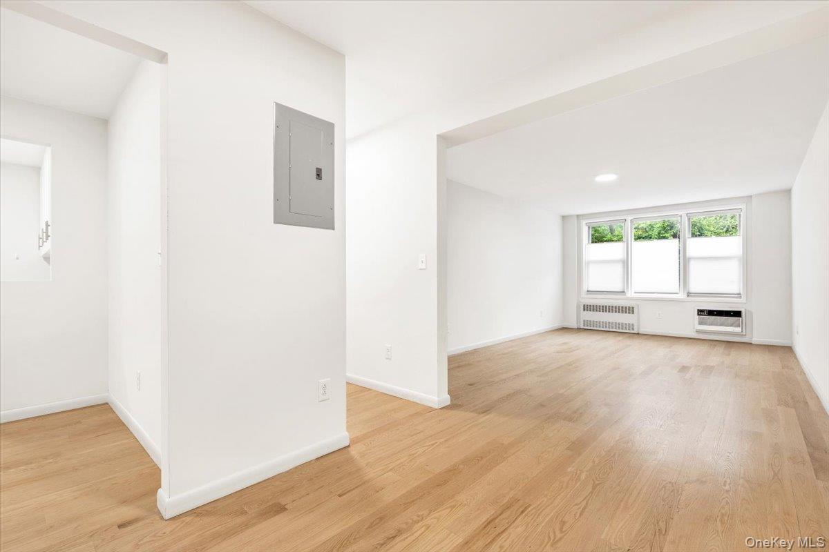 601 Kappock Street 1p Property Photo 7