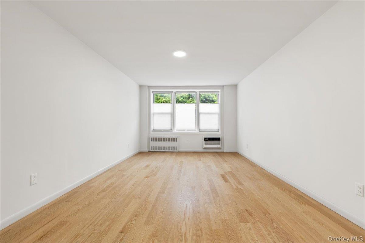 601 Kappock Street 1p Property Photo 9