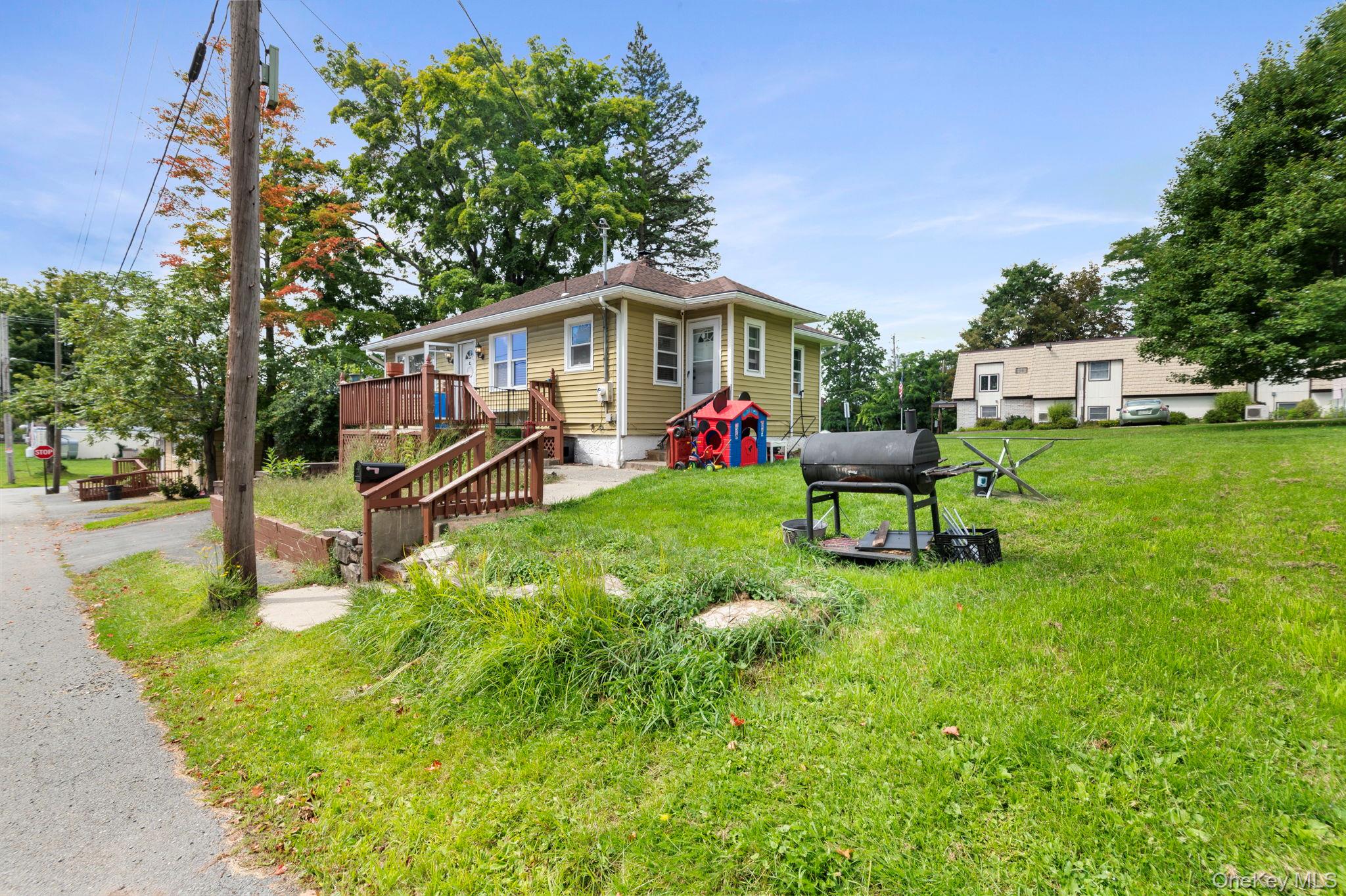 5 Roosa Avenue Property Photo 2