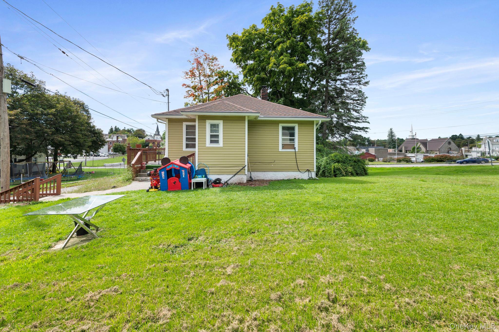 5 Roosa Avenue Property Photo 12