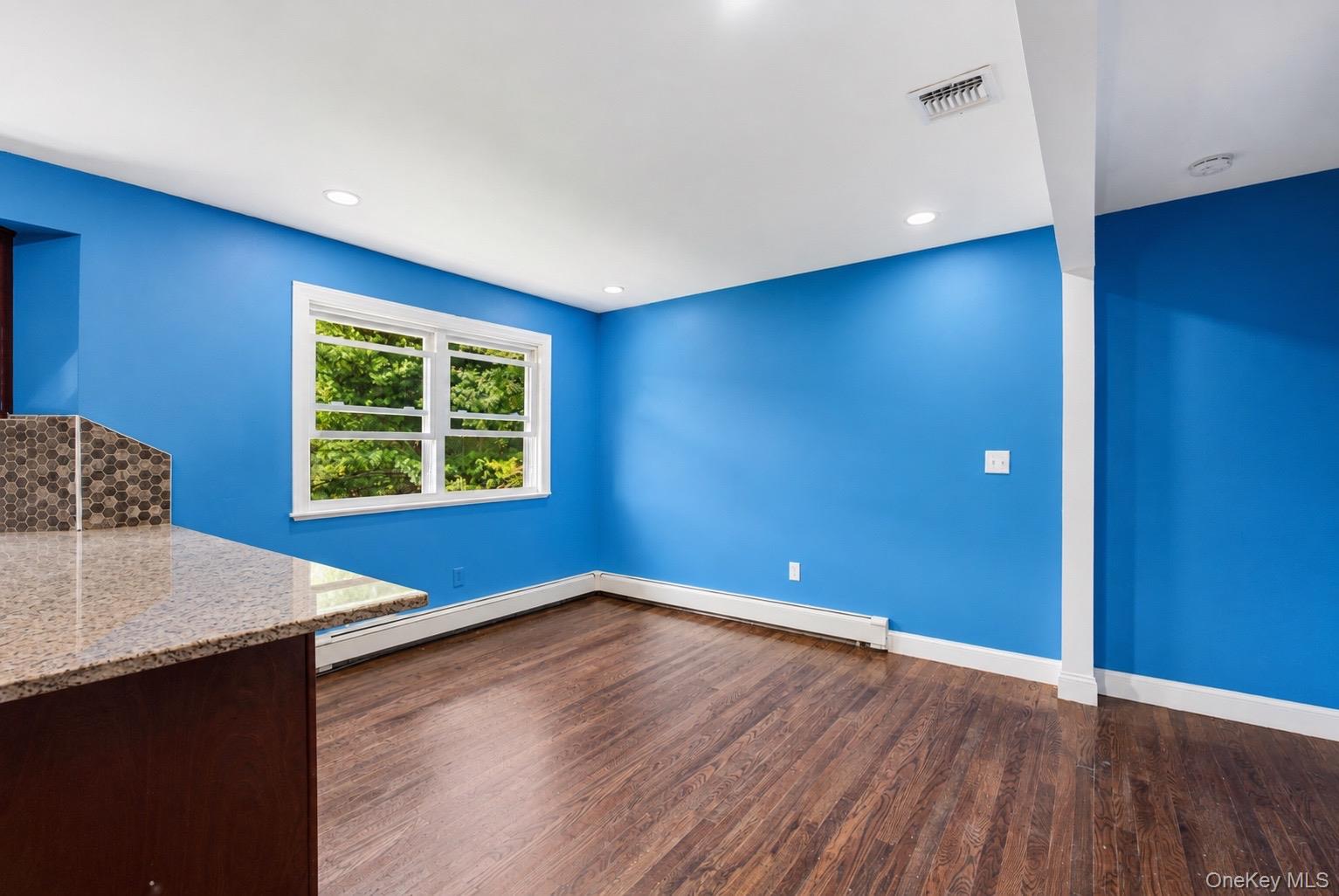 38 Golden Gate Drive Property Photo 2