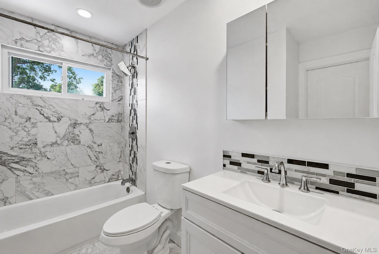 38 Golden Gate Drive Property Photo 11