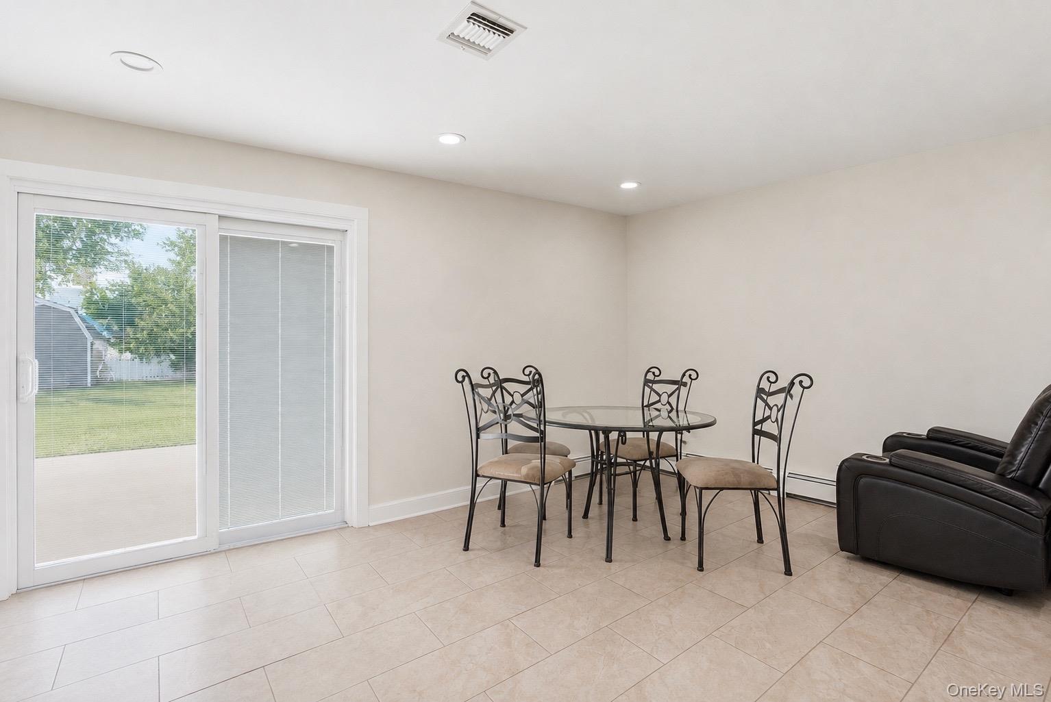 38 Golden Gate Drive Property Photo 12
