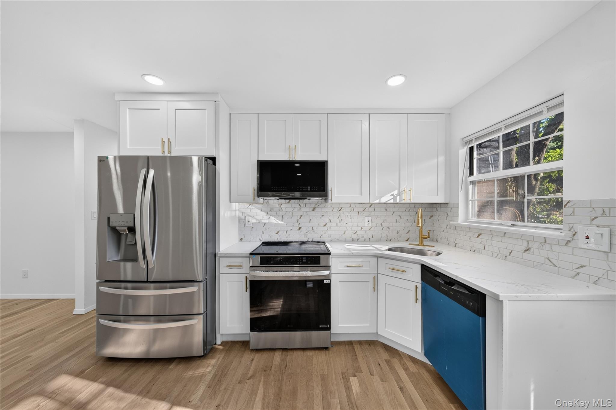 28 Roslyn Avenue Property Photo 6