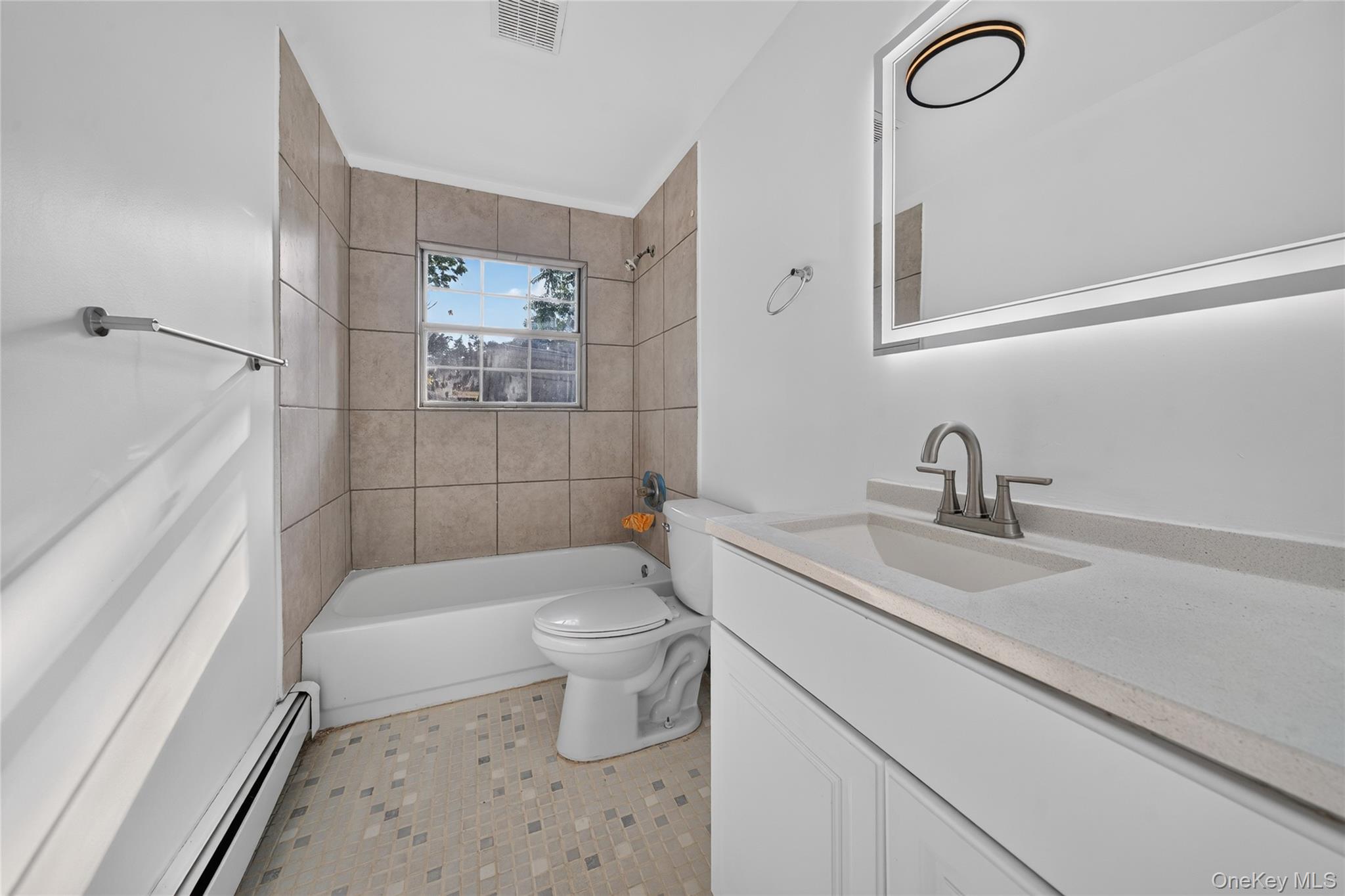 28 Roslyn Avenue Property Photo 16